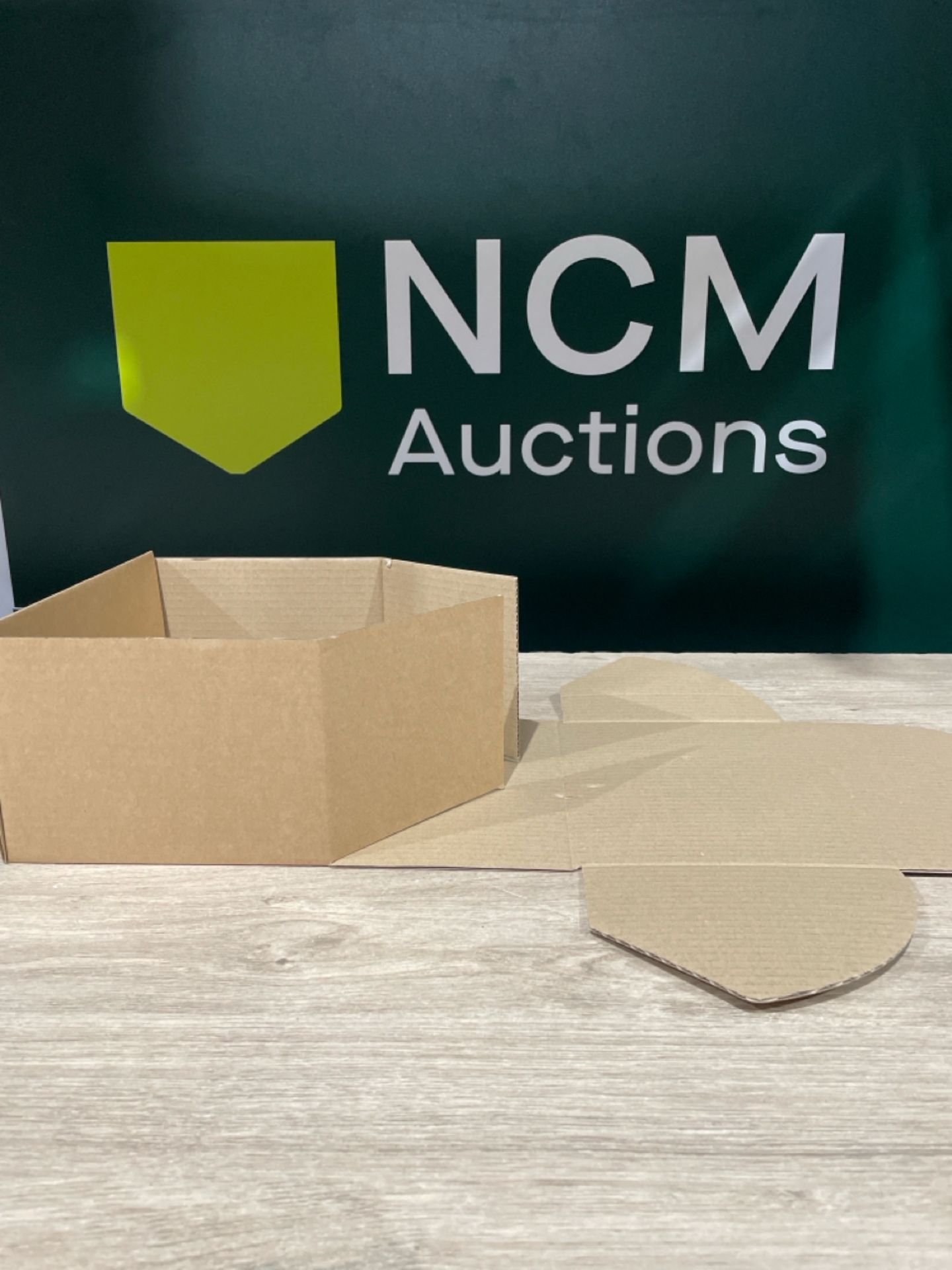 Cardboard Flat Pack boxes x 464 - 25cm x 18.5cm x 14cm. - Image 4 of 4