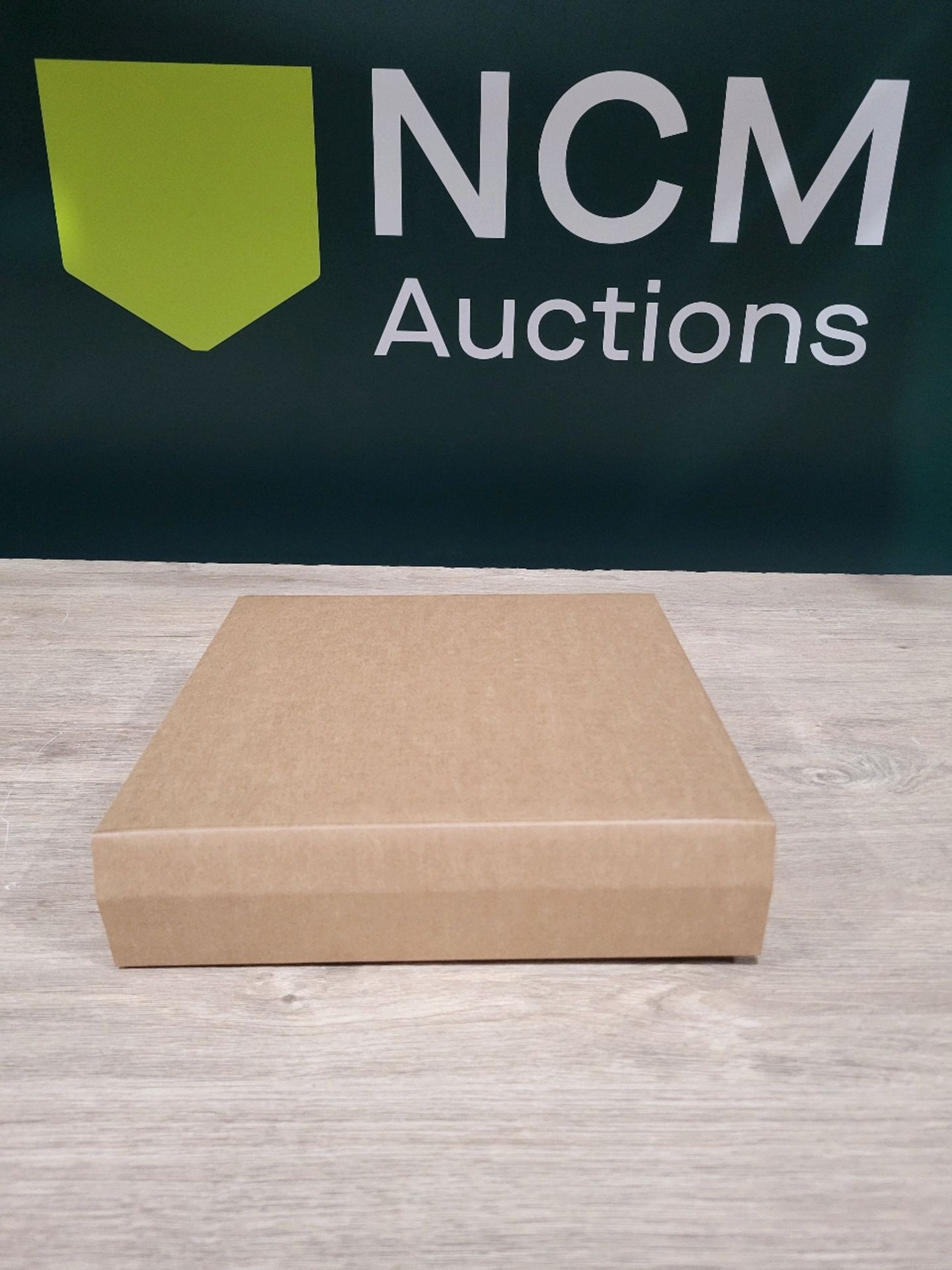 Cardboard Flat Pack Boxes x1350 - 26cm x 26cm x 6cm