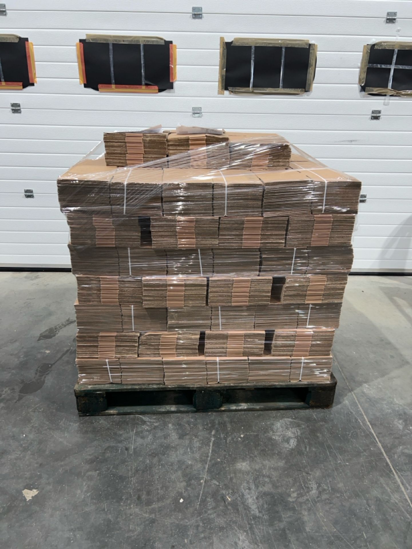 Cardboard Flat Pack boxes x 2025 - 19.5cm x 19.5cm x 7cm - Image 2 of 3
