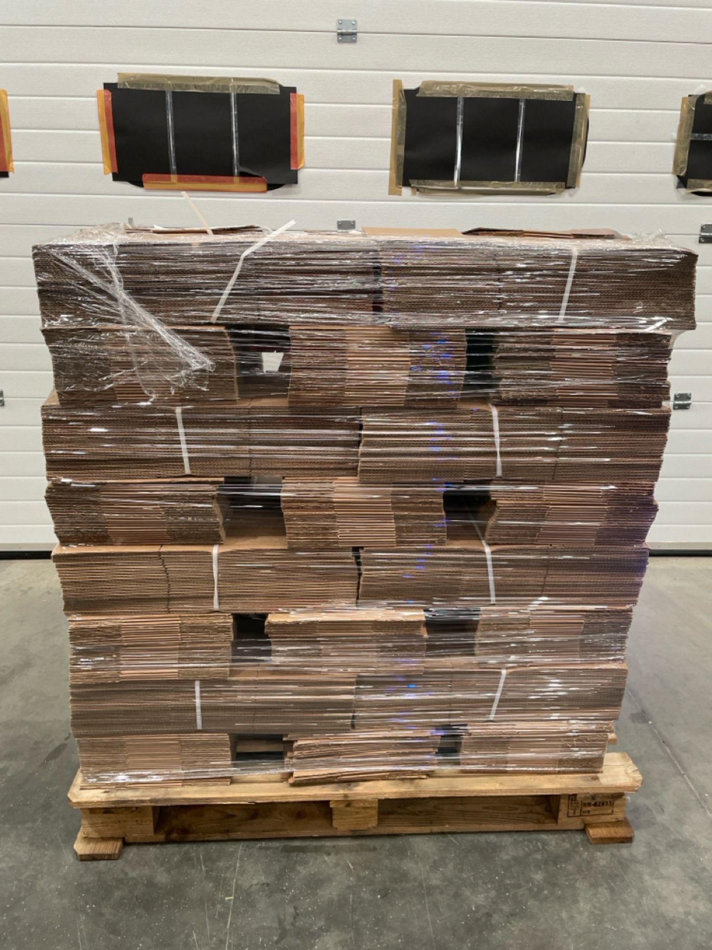 Cardboard Flat Pack boxes x 1200 - 36cm x 20cm x 10cm - Image 2 of 3