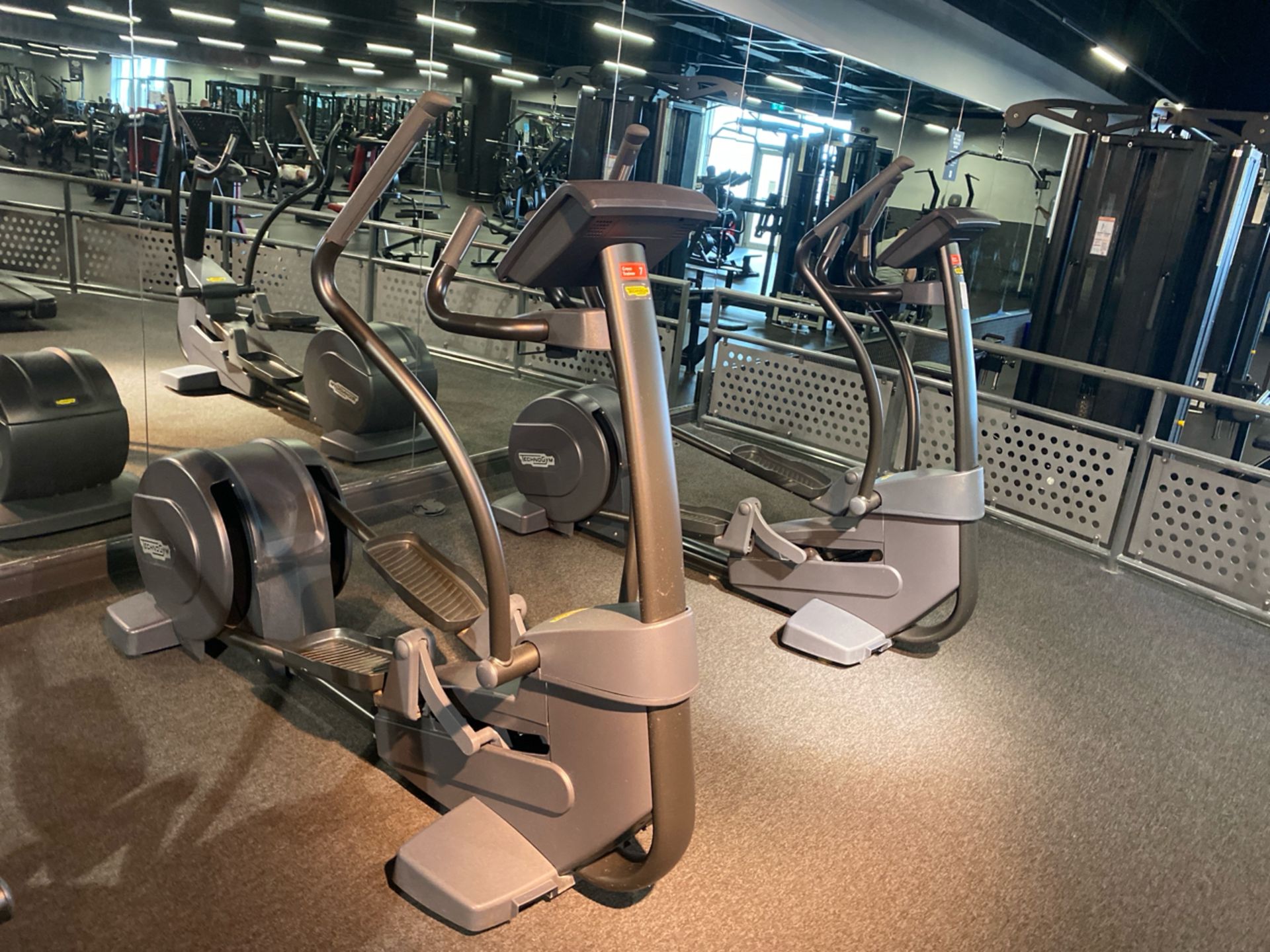 Technogym Cross Trainer - Image 2 of 10