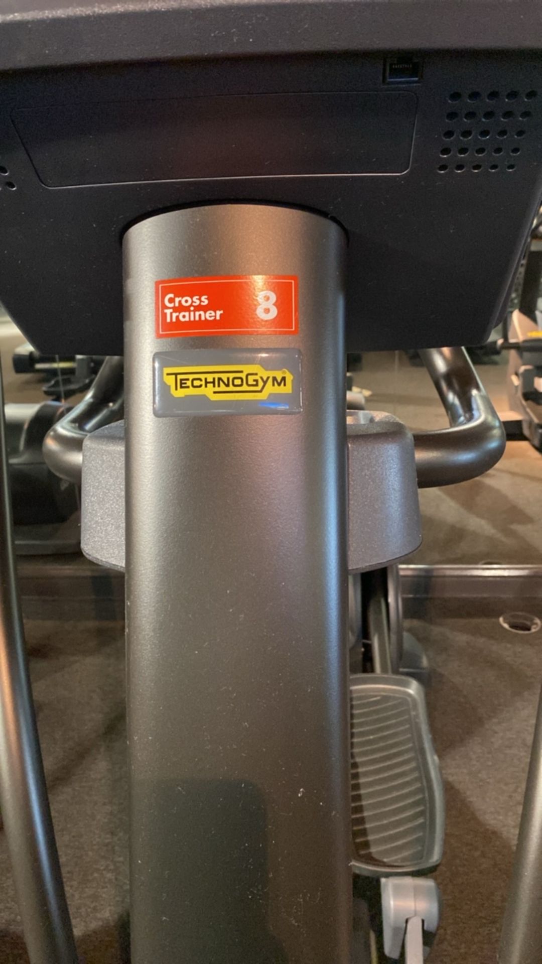 Technogym Cross Trainer - Image 8 of 10