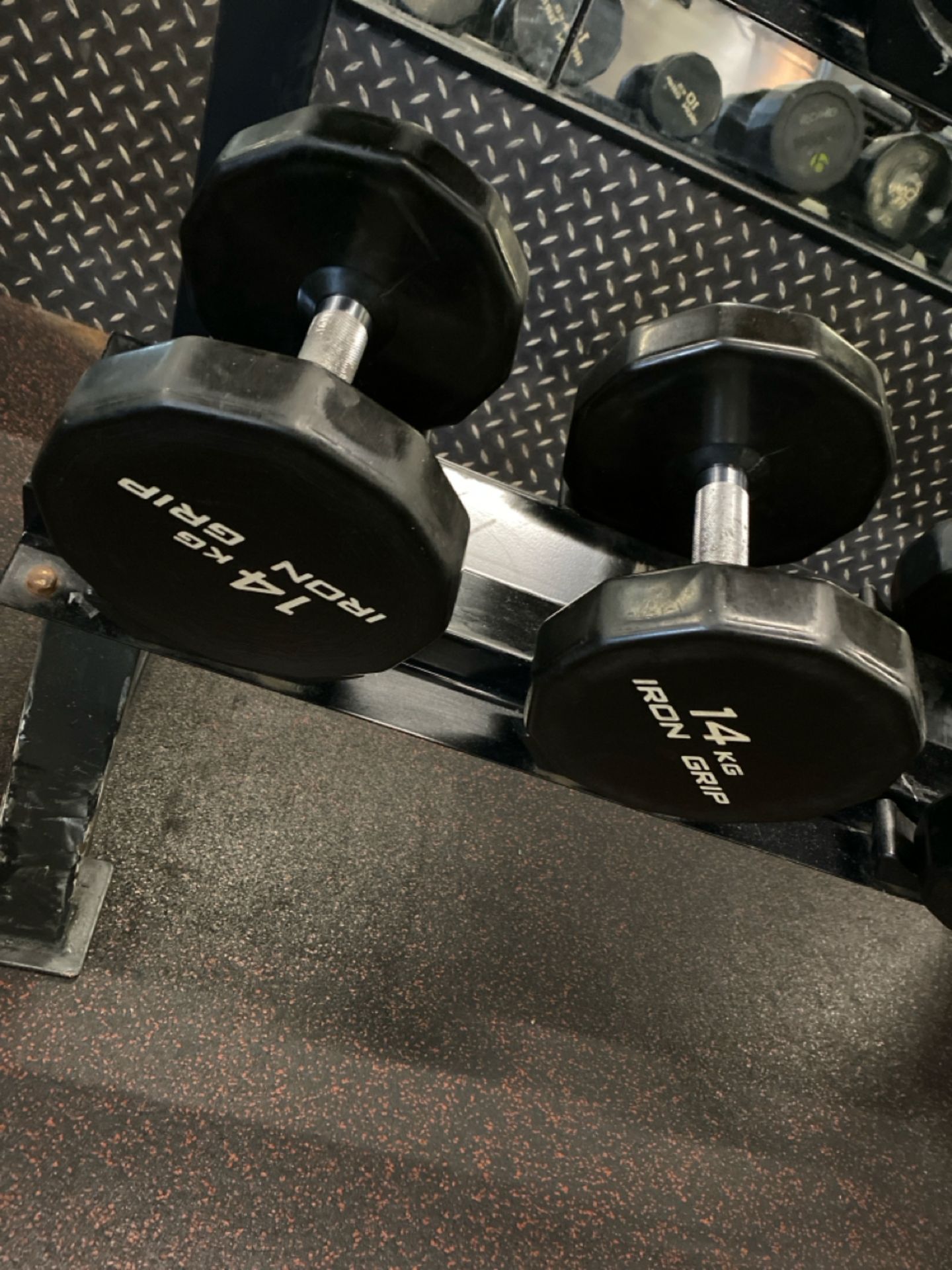 Iron Grip Dumbell Set 14kg, 16kg, 18kg - Image 2 of 5