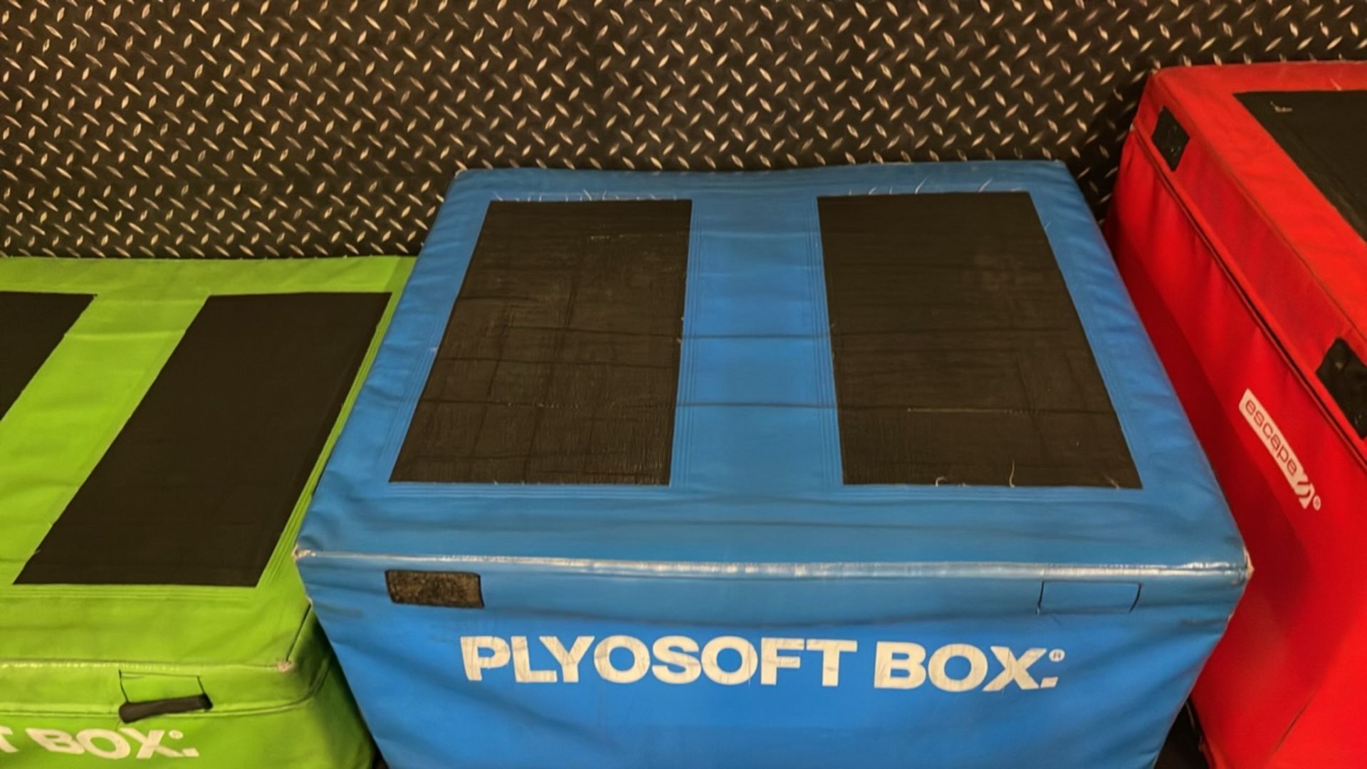 Set Of 3 Escape Plyosoft boxes - Image 5 of 7