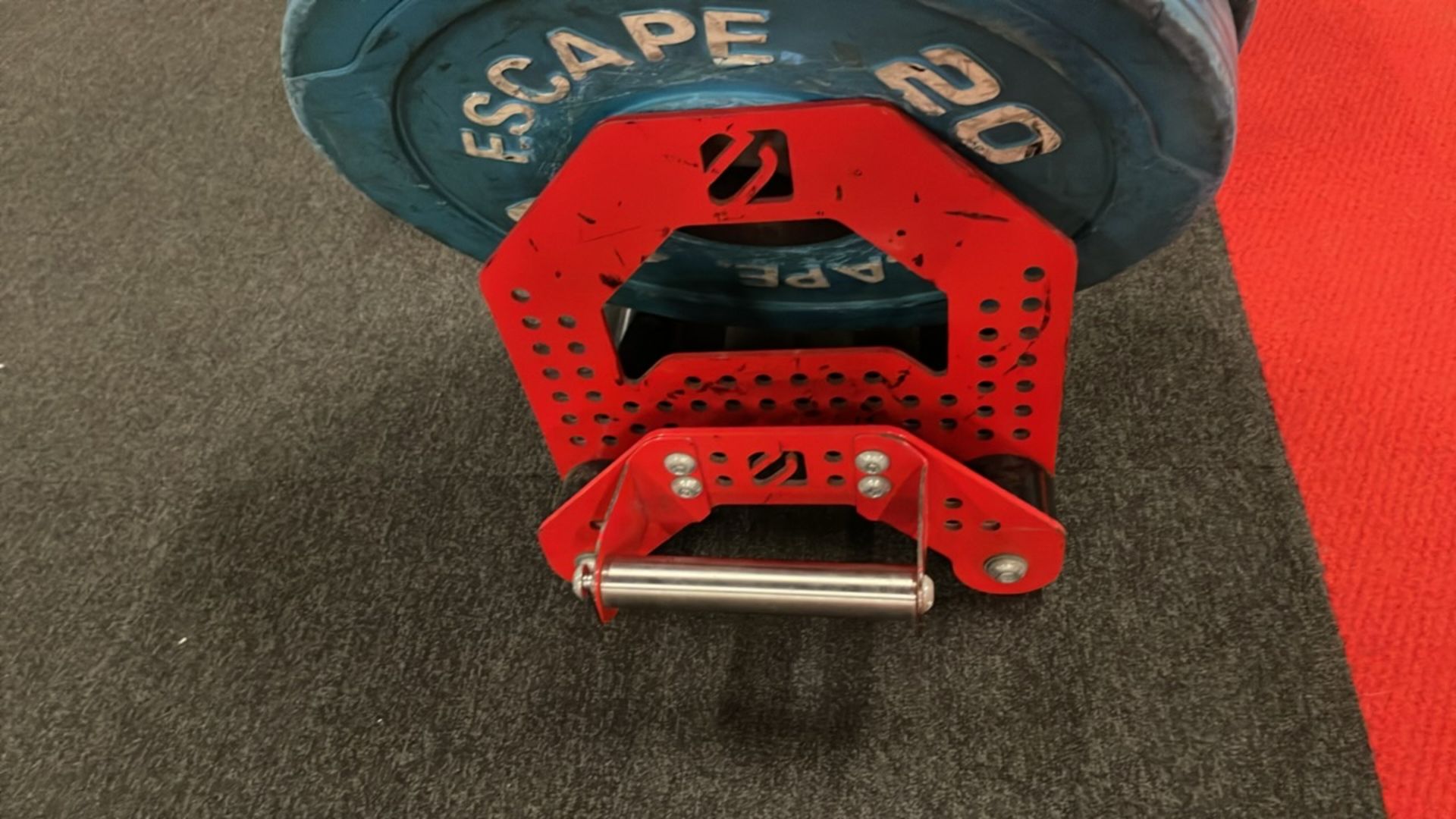 Escape Bumper Plates & Stand - Image 8 of 9