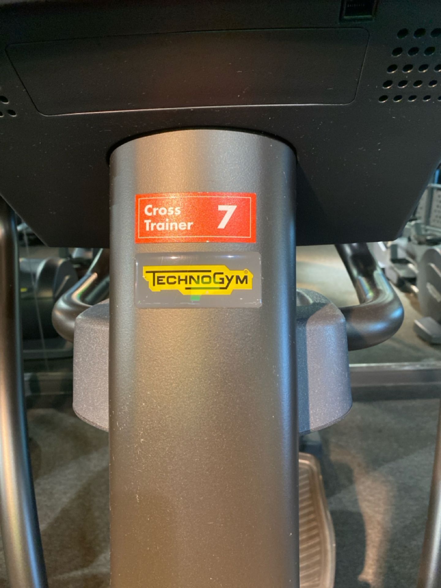 Technogym Cross Trainer - Image 8 of 10