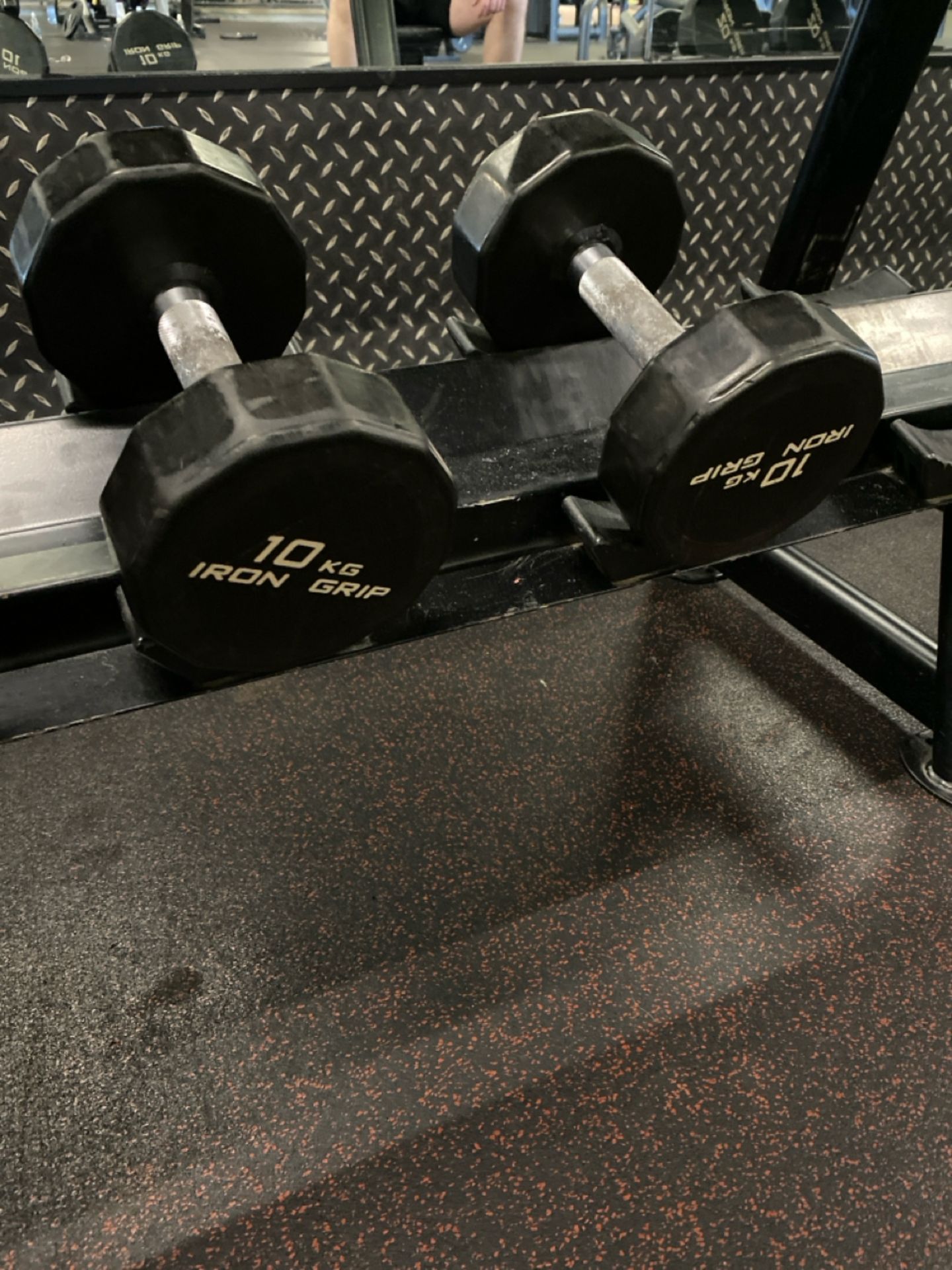 Iron Grip Dumbell Set 8kg, 10kg, 12kg - Image 3 of 4