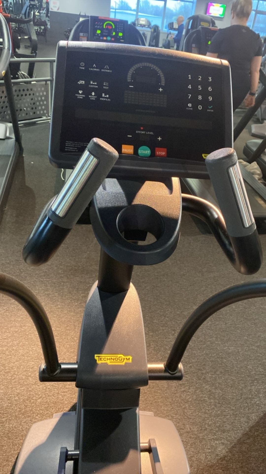 Technogym Cross Trainer - Image 6 of 10