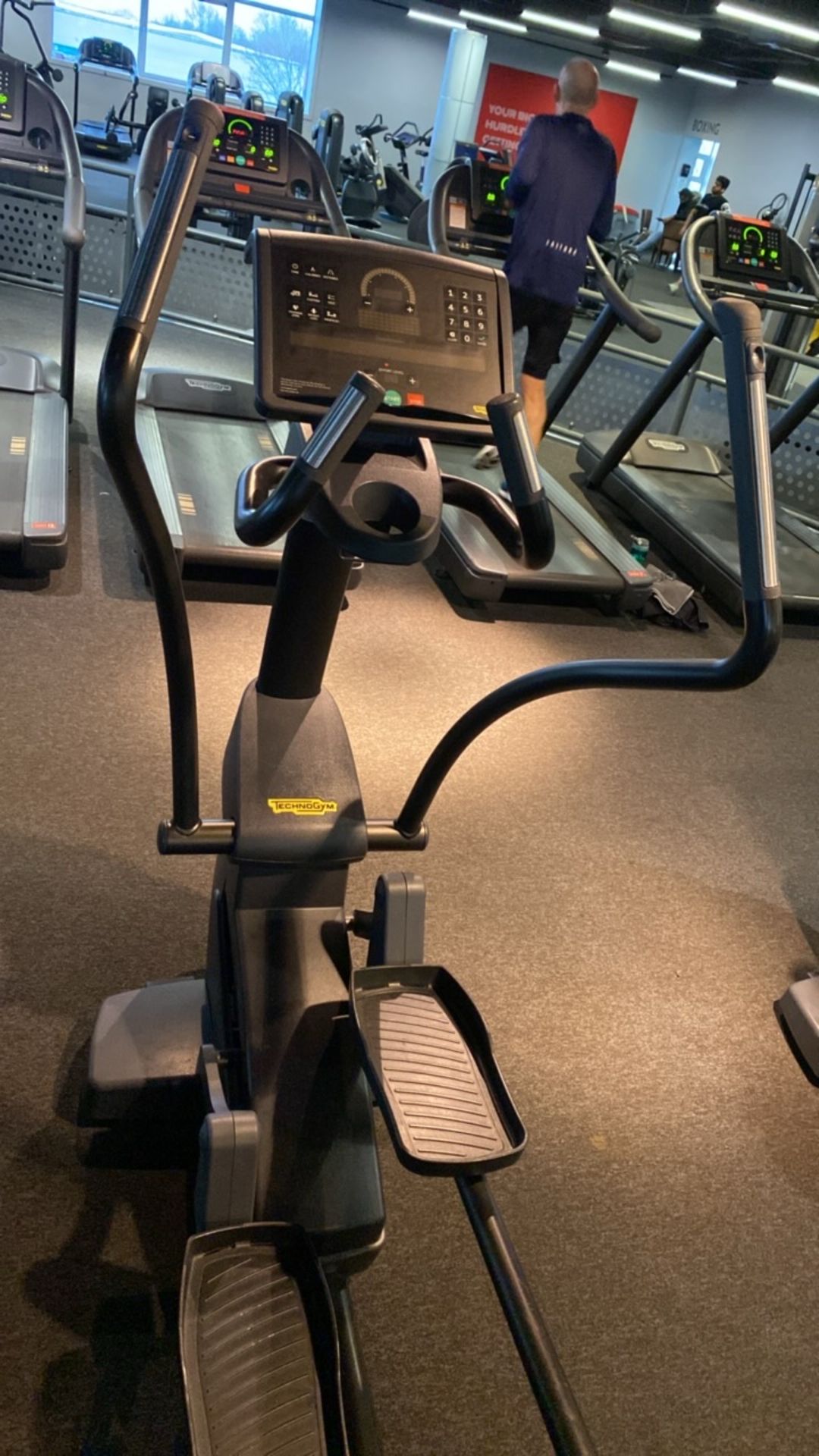 Technogym Cross Trainer - Image 4 of 10