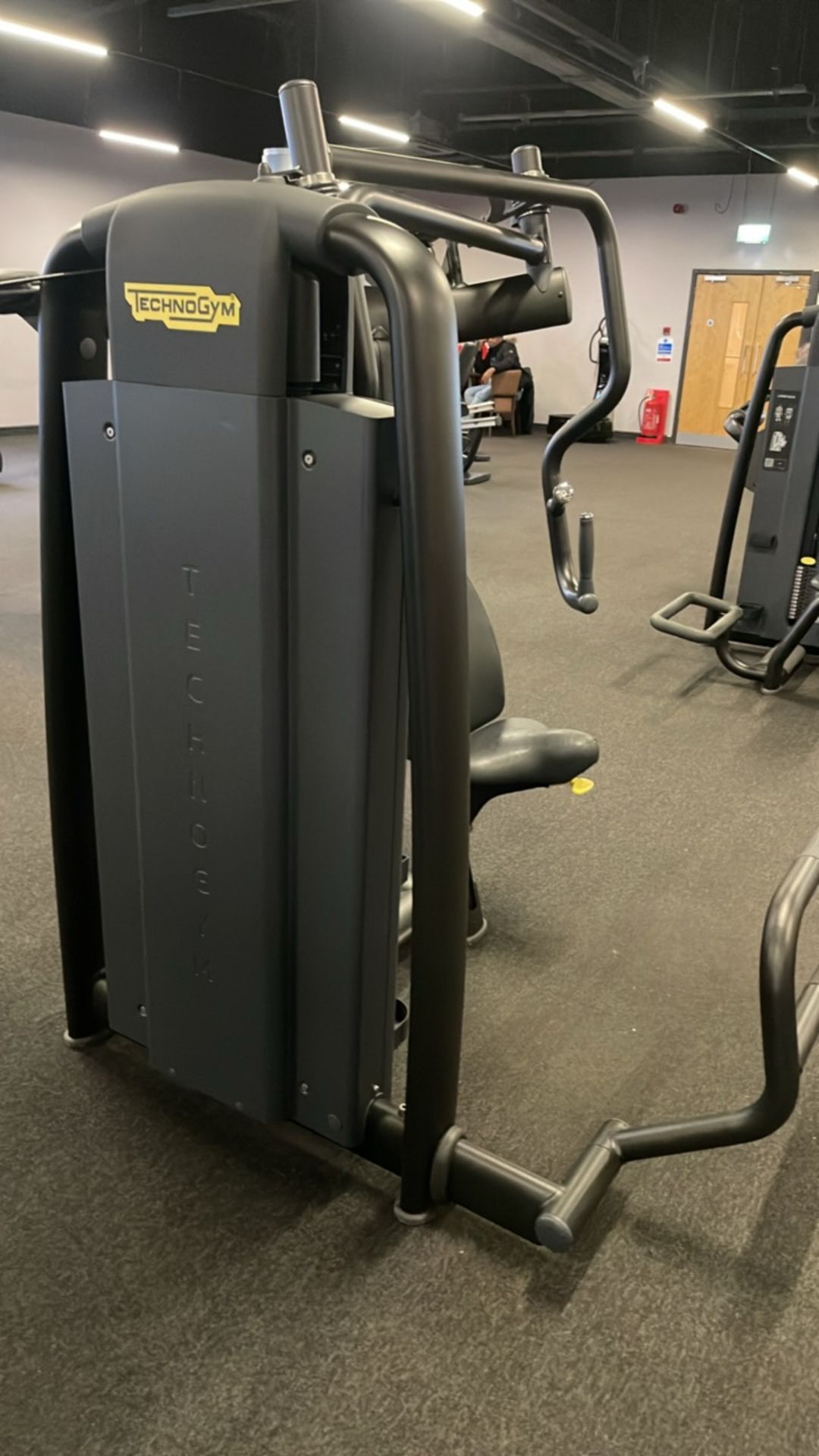 Technogym Chest Press - Image 5 of 11