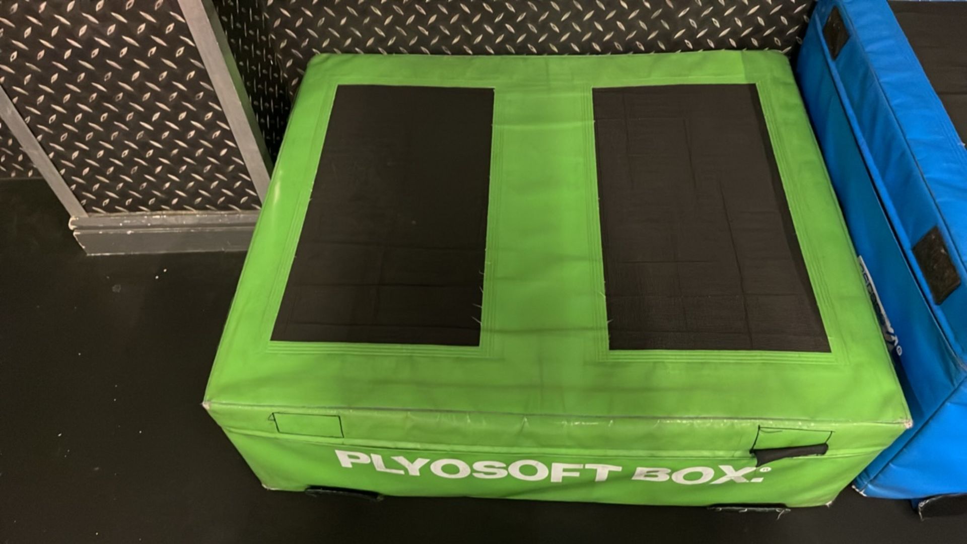 Set Of 3 Escape Plyosoft boxes - Image 3 of 7