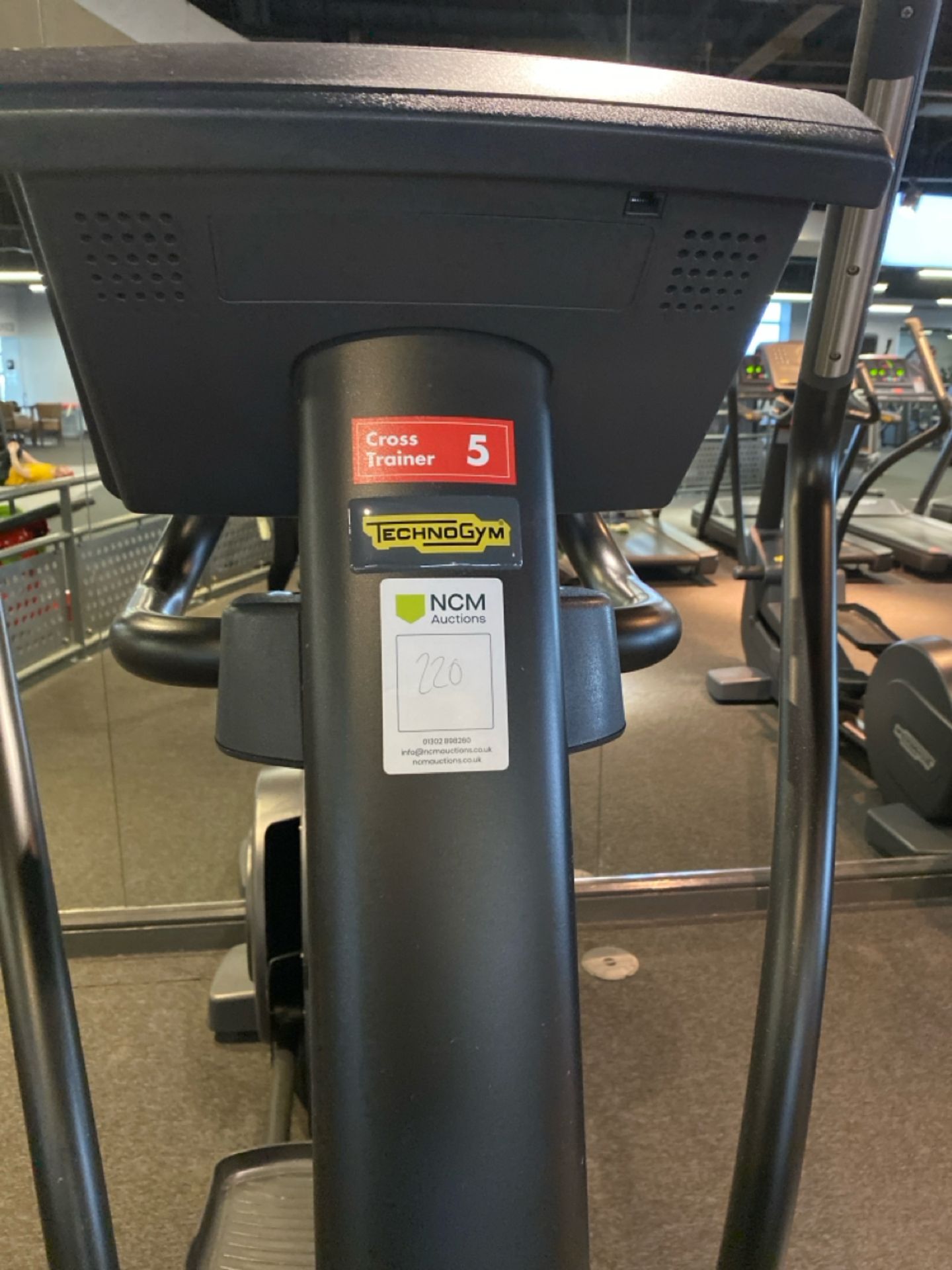 Technogym Cross Trainer - Image 12 of 12