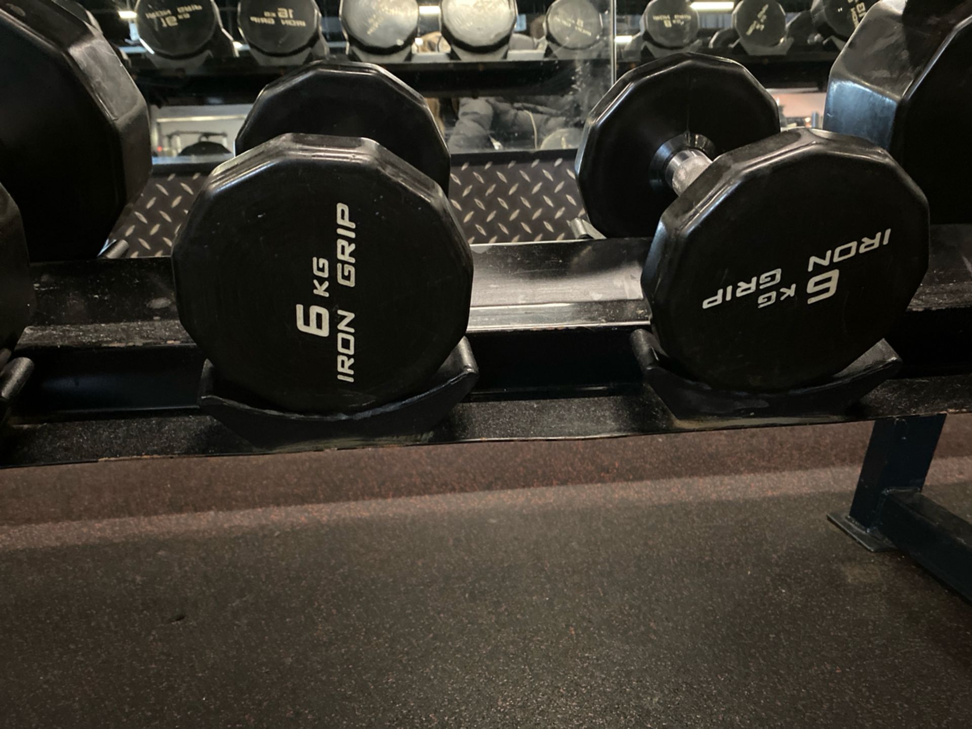 Iron Grip Dumbell Set - Image 4 of 5