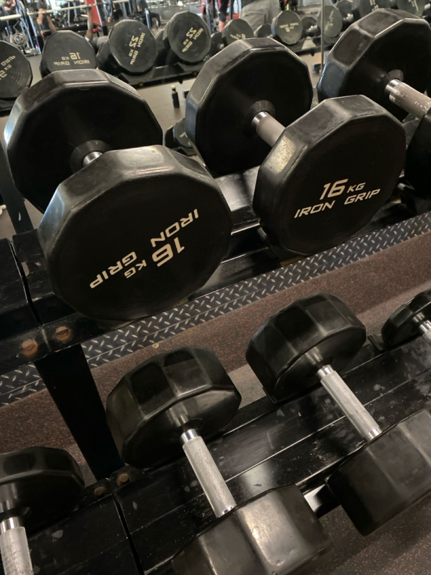 Iron Grip Dumbell Set 16kg, 18kg, 22kg - Image 3 of 5