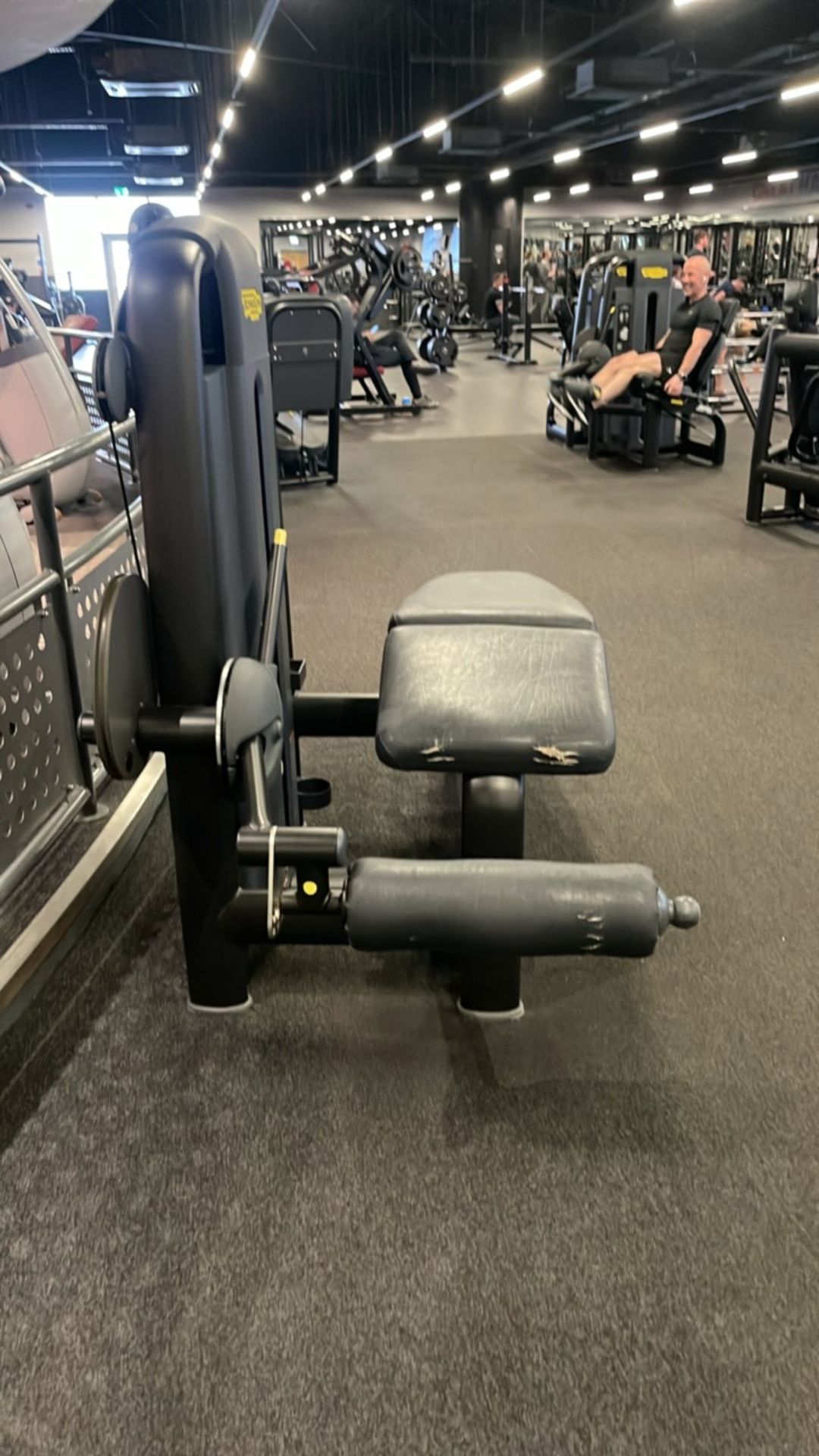 Technogym Prone Leg Curl - Image 5 of 8