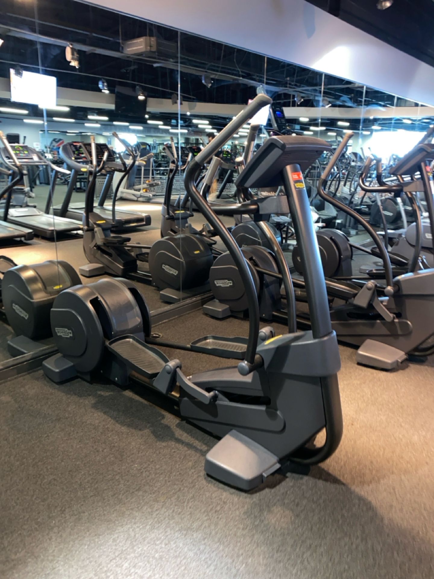 Technogym Cross Trainer - Image 2 of 10