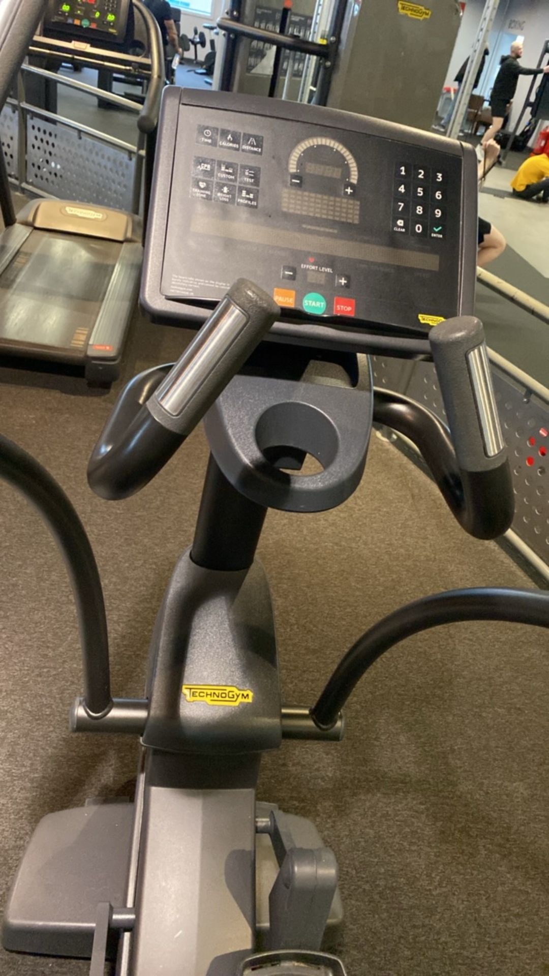 Technogym Cross Trainer - Image 9 of 12