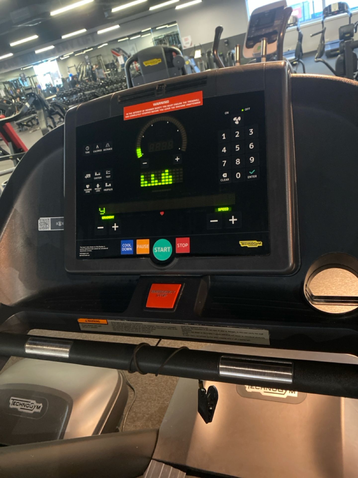Technogym Excite Run 1000 Treadmill - Image 6 of 10