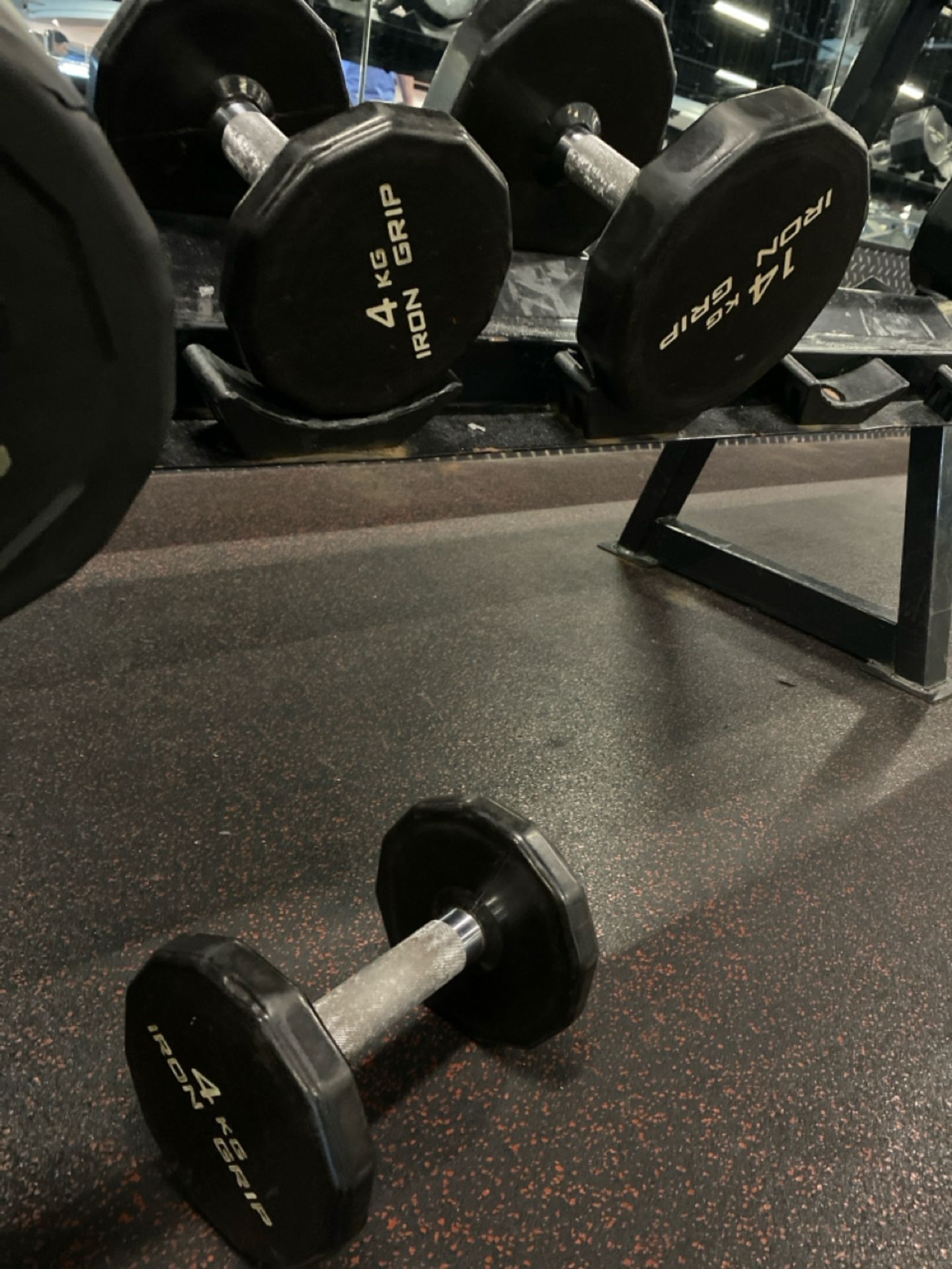 Iron Grip Dumbell Set - Image 3 of 5