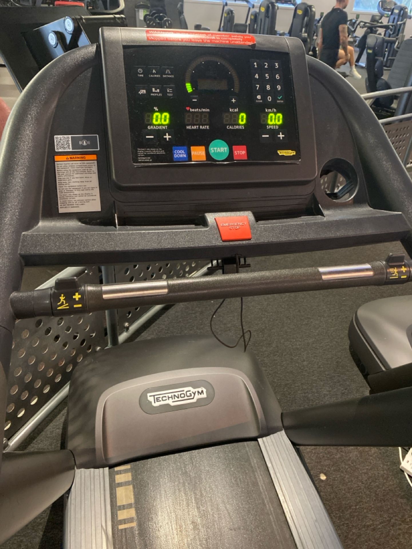 Technogym Excite Run 600 LED Cosmo Treadmill - Image 5 of 9