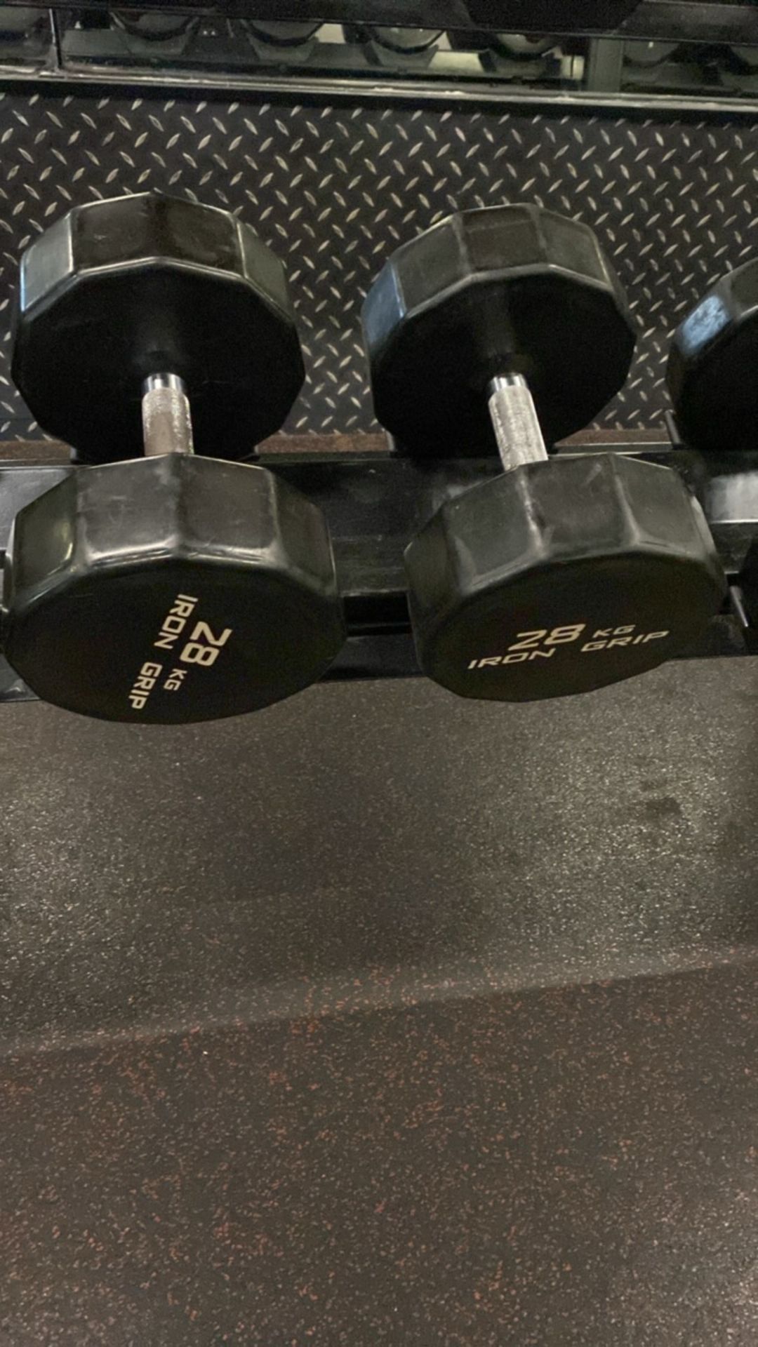 Iron Grip Dumbell Set 28kg, 30kg - Image 4 of 5