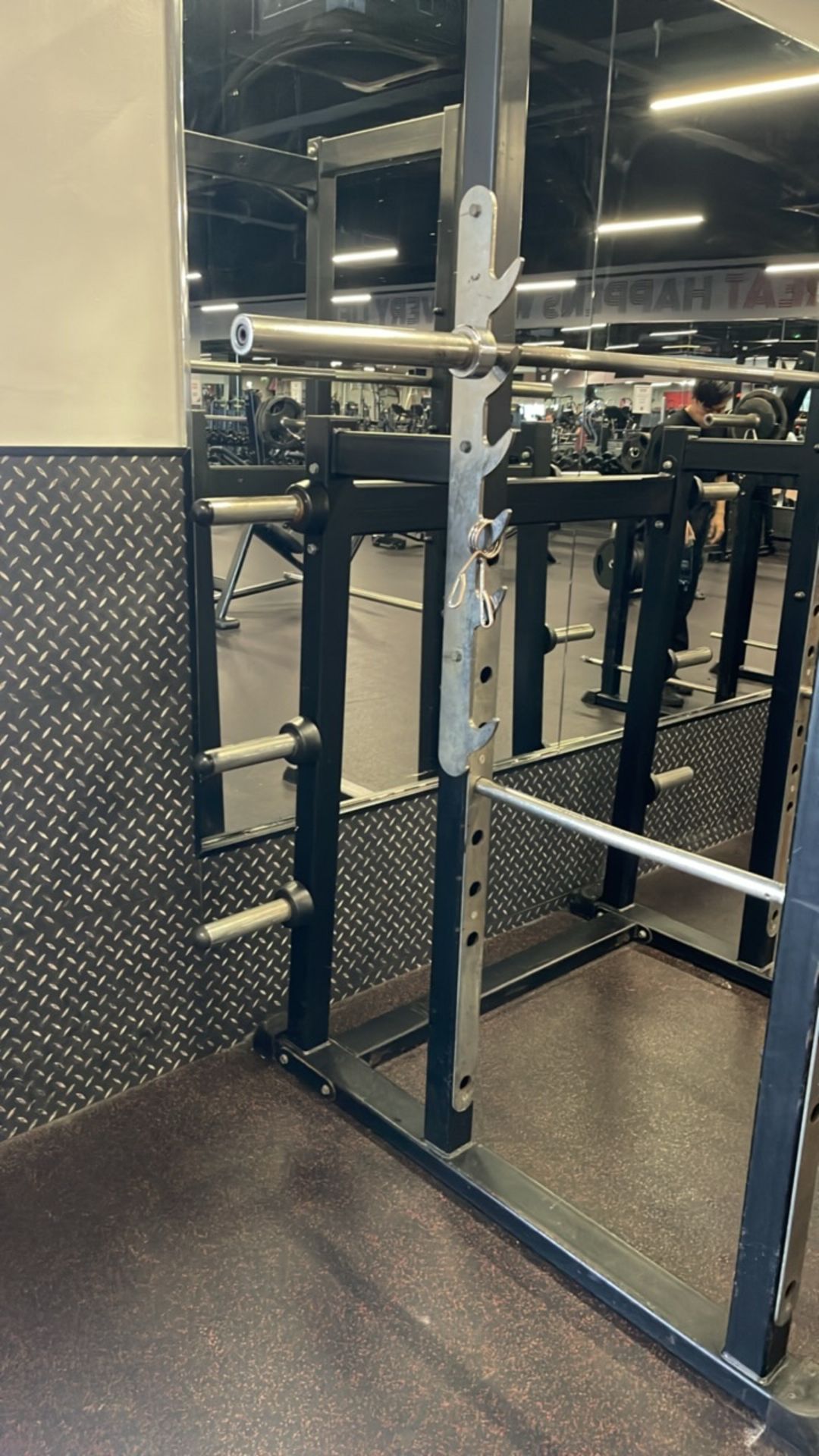 Force Squat Rack - Image 4 of 5