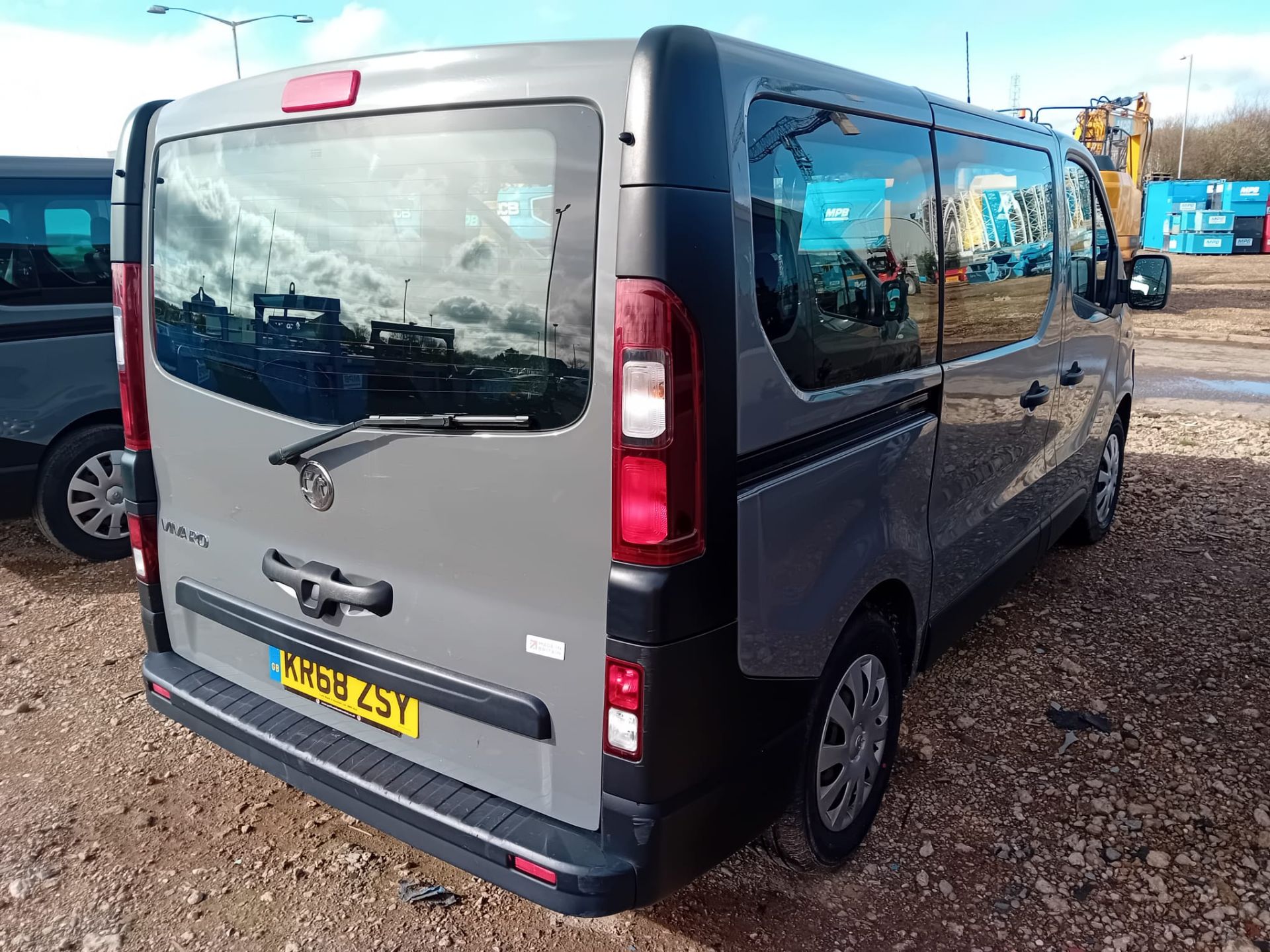 Vauxhall Vivaro 9 Seater - Image 3 of 12