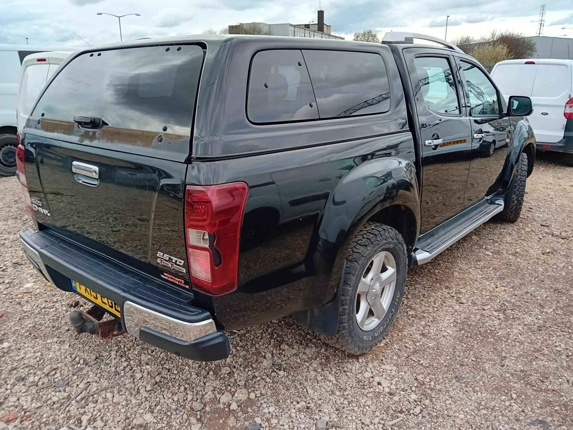 Isuzu D-Max Utar - Image 3 of 13