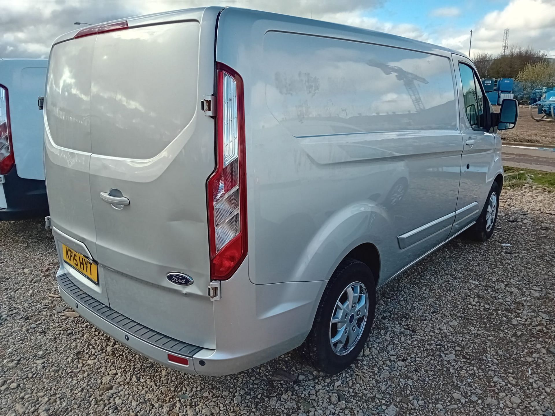 Ford Transit Custom Limited - Image 3 of 11