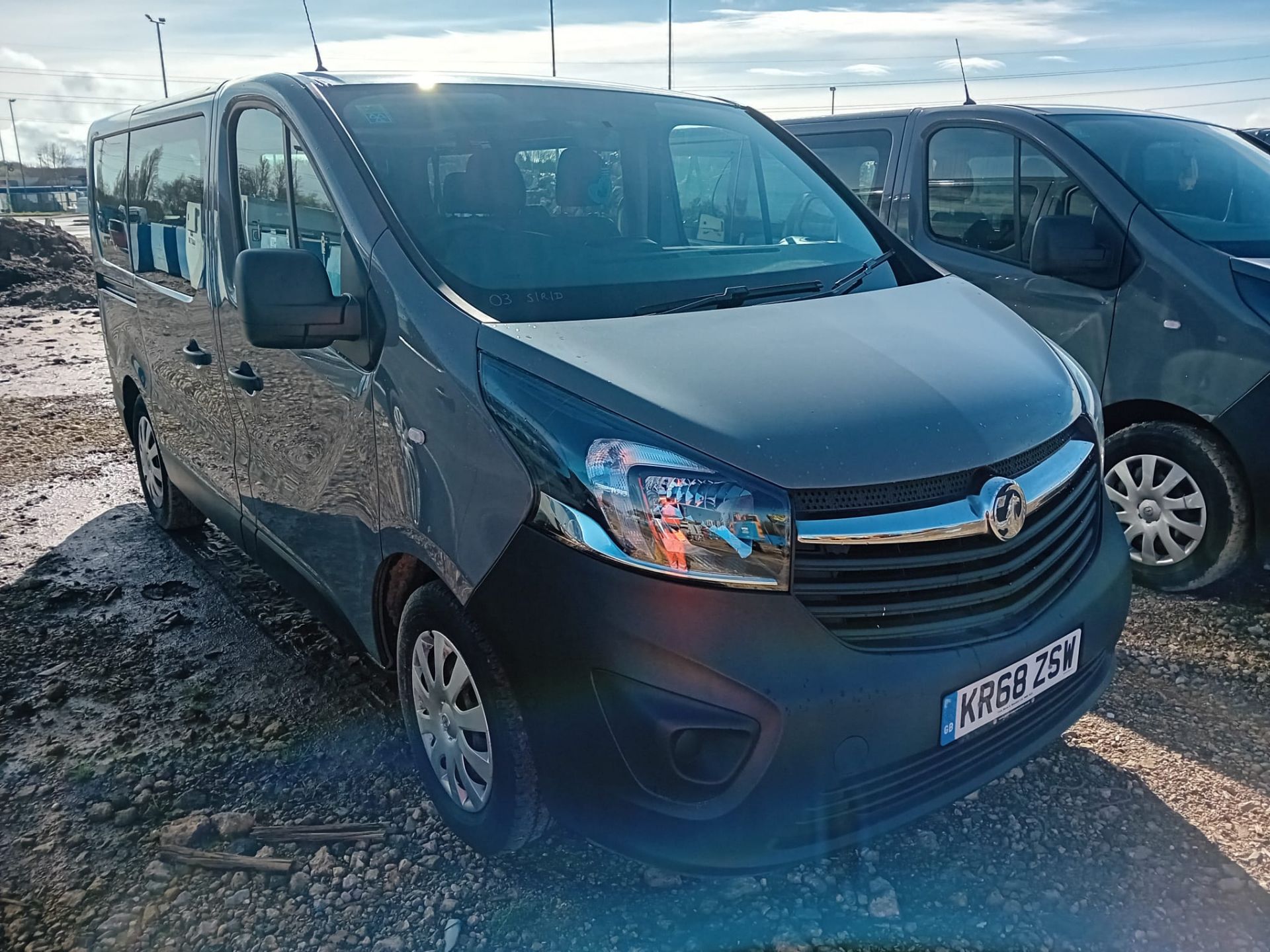 Vauxhall Vivaro 9 Seater - Image 2 of 12