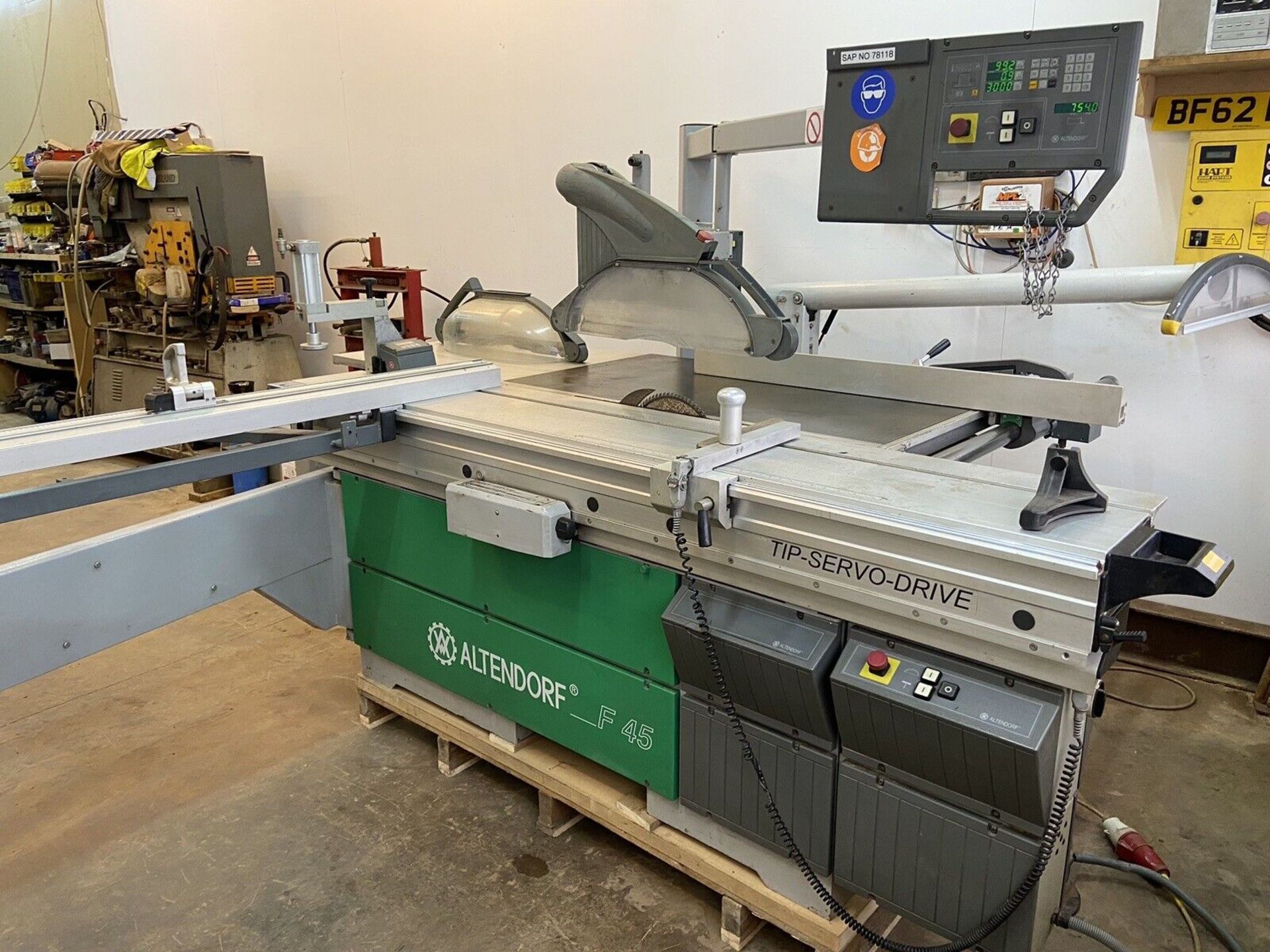 Altendorf F45 Dimension Panel Saw With TIP Servo Drive - Image 2 of 21