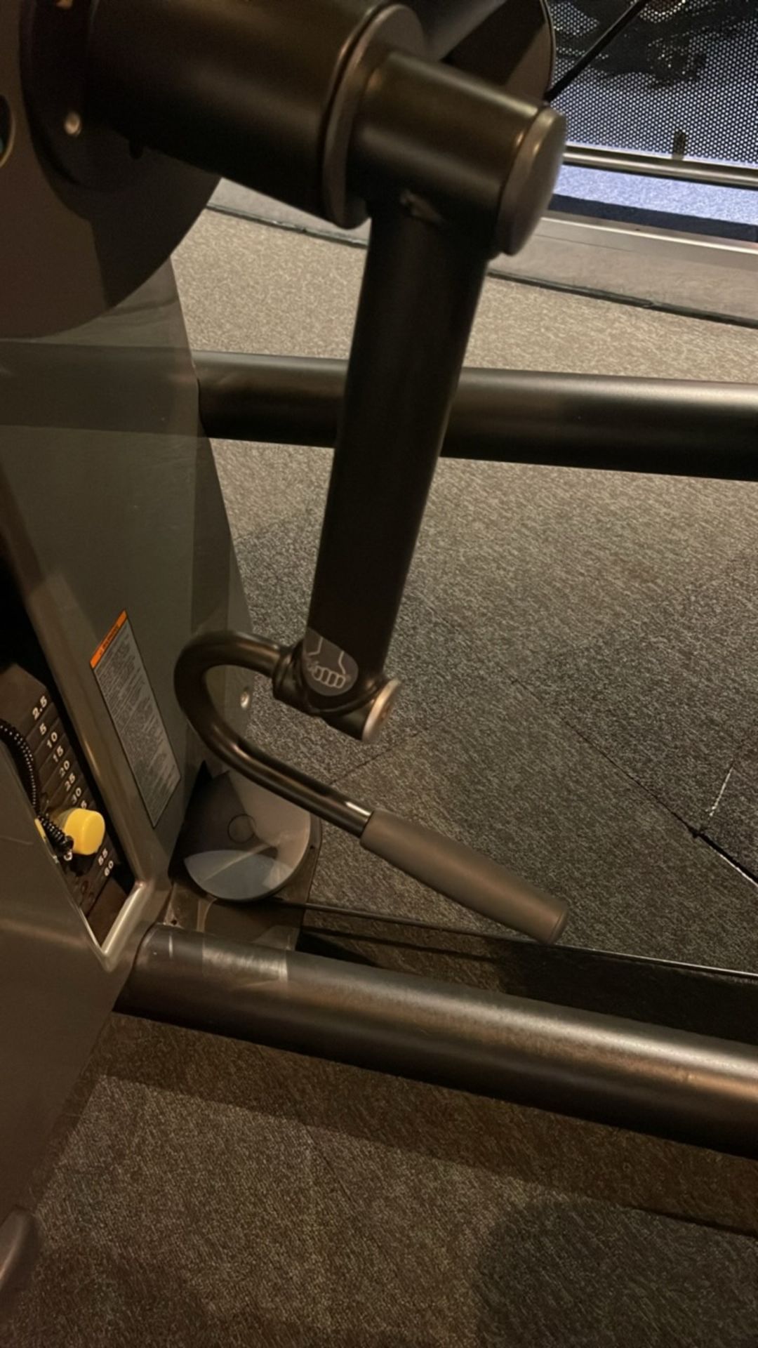 Technogym Arm Curl - Image 9 of 11