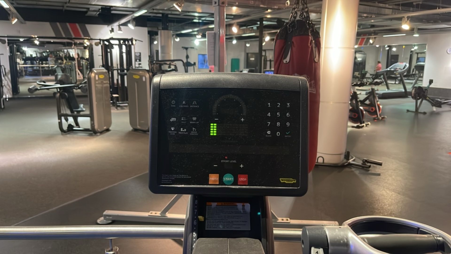 Technogym Arm Bike - Image 2 of 9