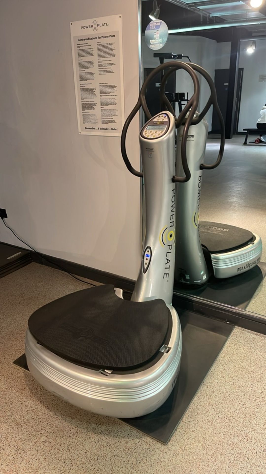 Power Plate - Image 2 of 7
