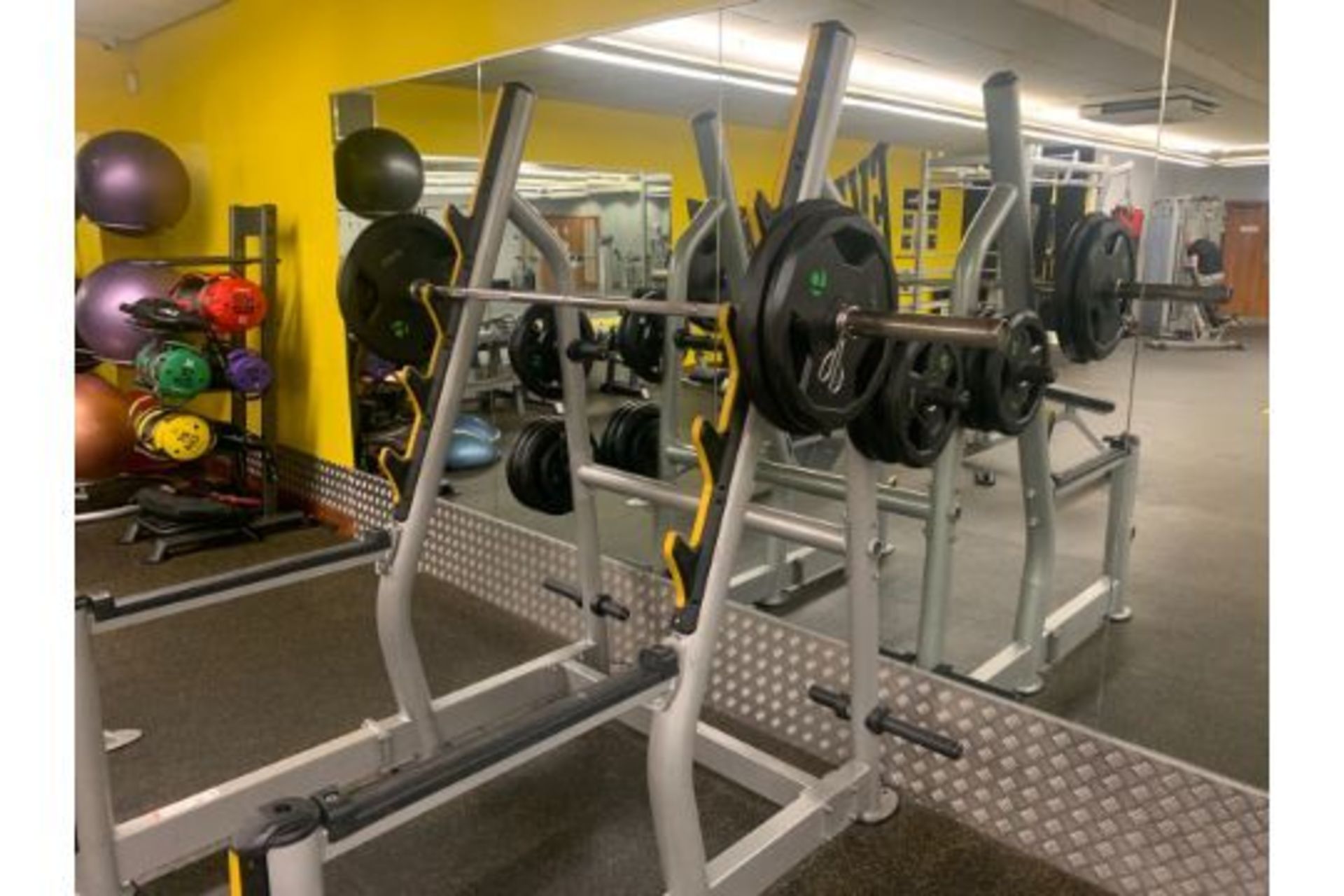 Squat Rack - Image 2 of 3