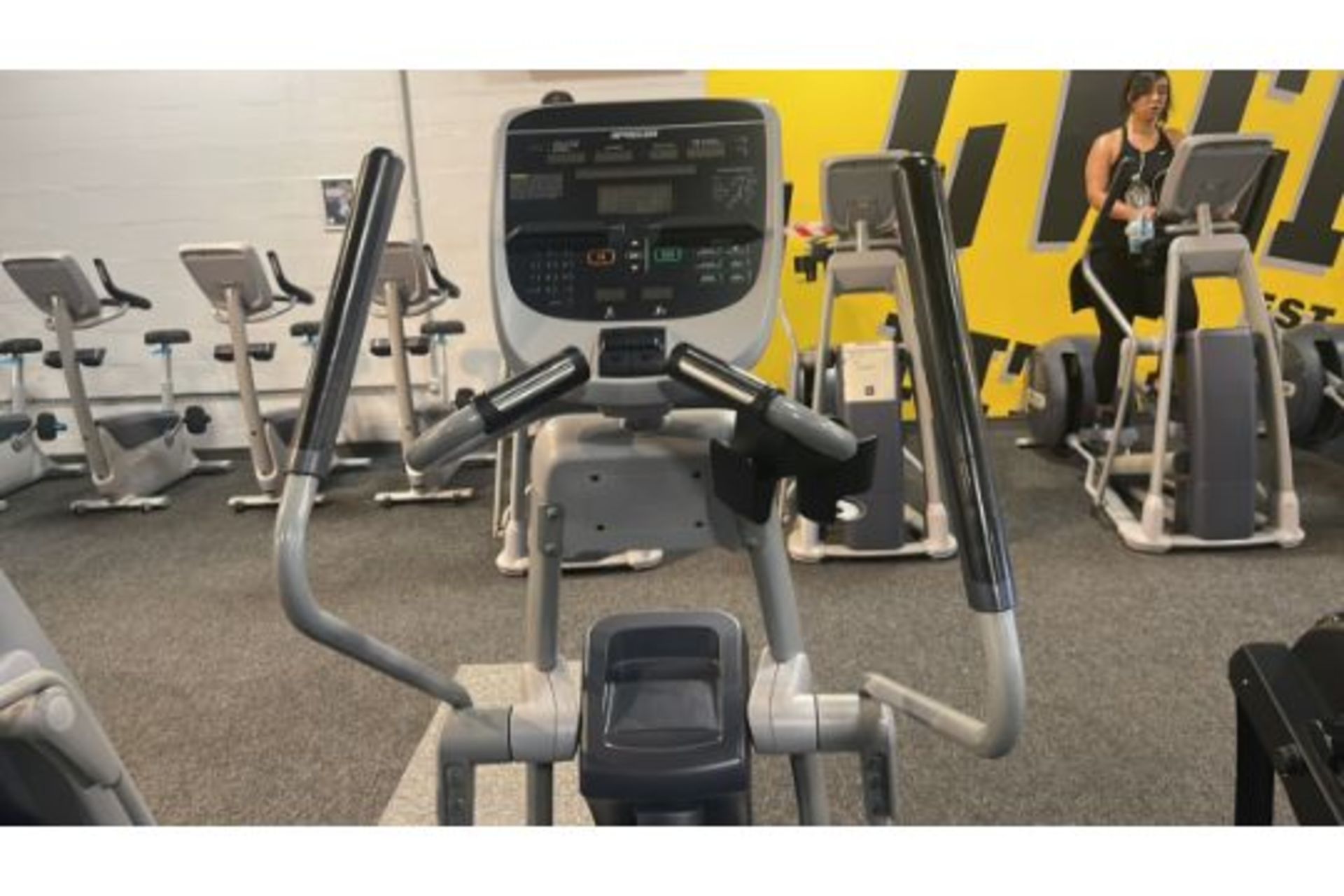 Precor EFX Cross Trainer - Image 2 of 5