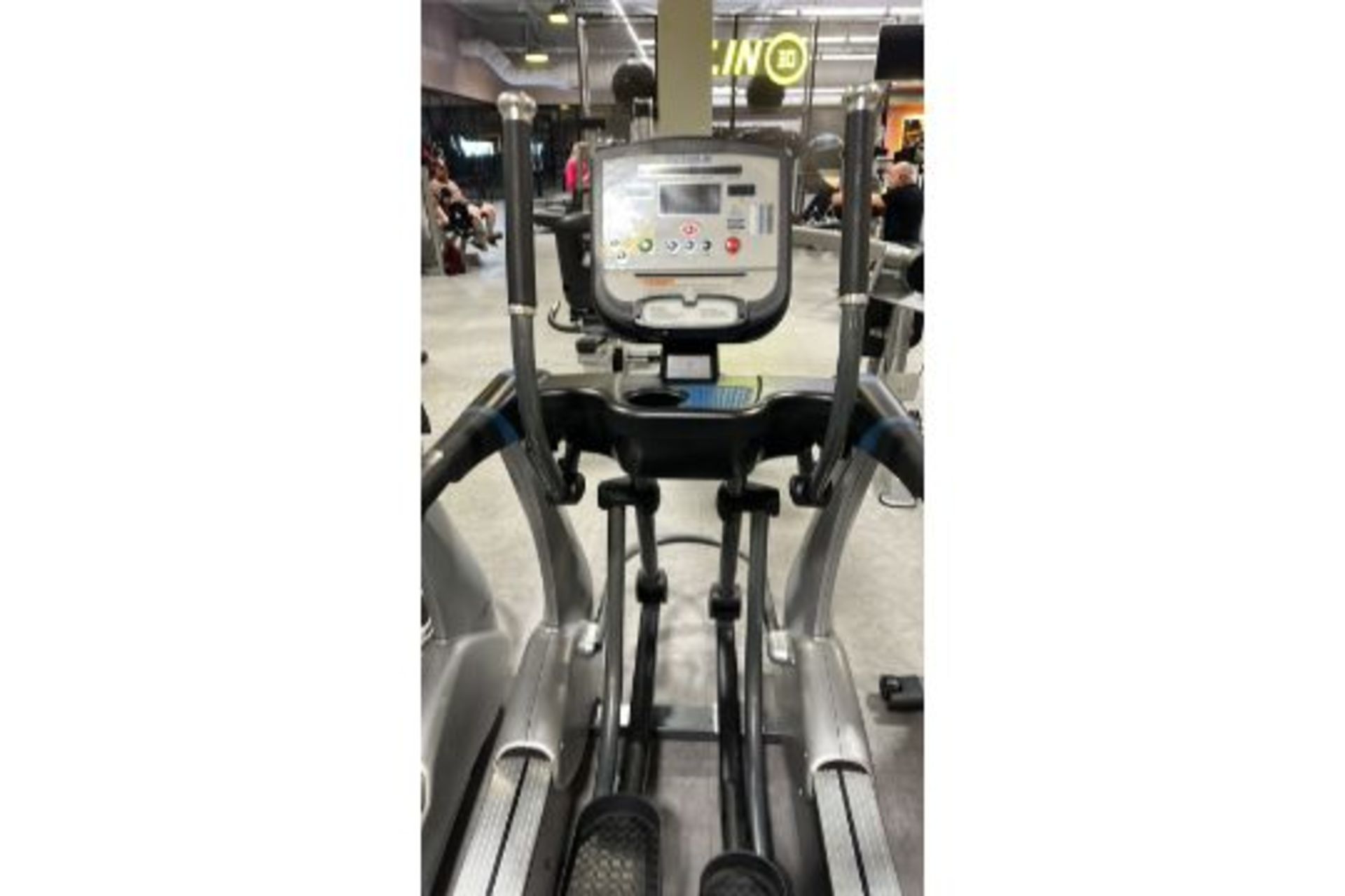 True Fitness Crosstrainer - Image 4 of 4