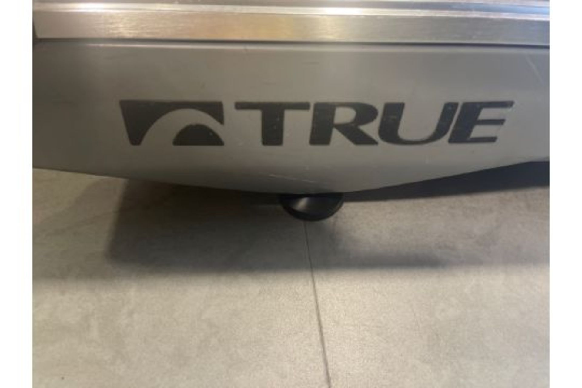 True Fitness 650 Treadmill - Image 2 of 5