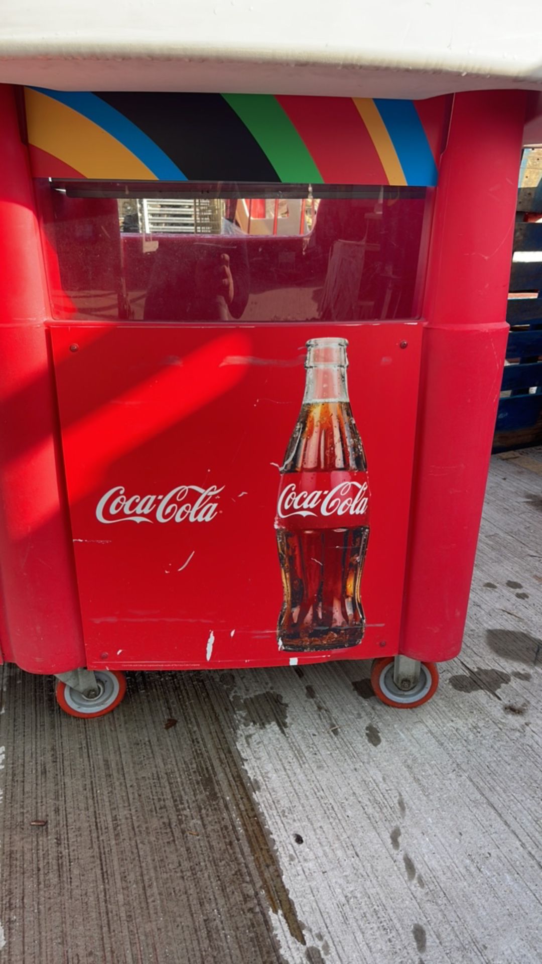 Coca Cola Mobile Bar - Image 4 of 9