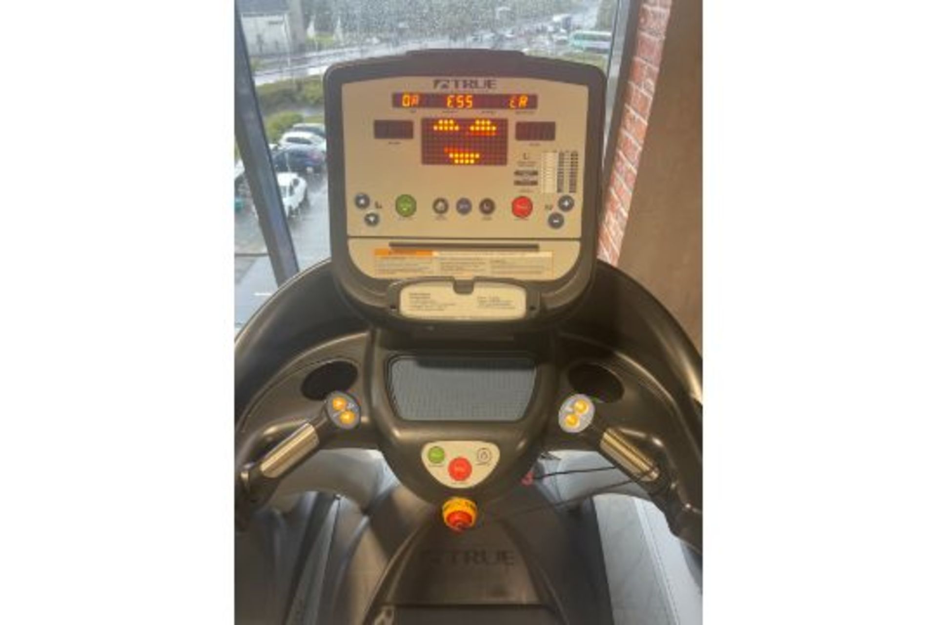 True Fitness 650 Treadmill - Image 3 of 5