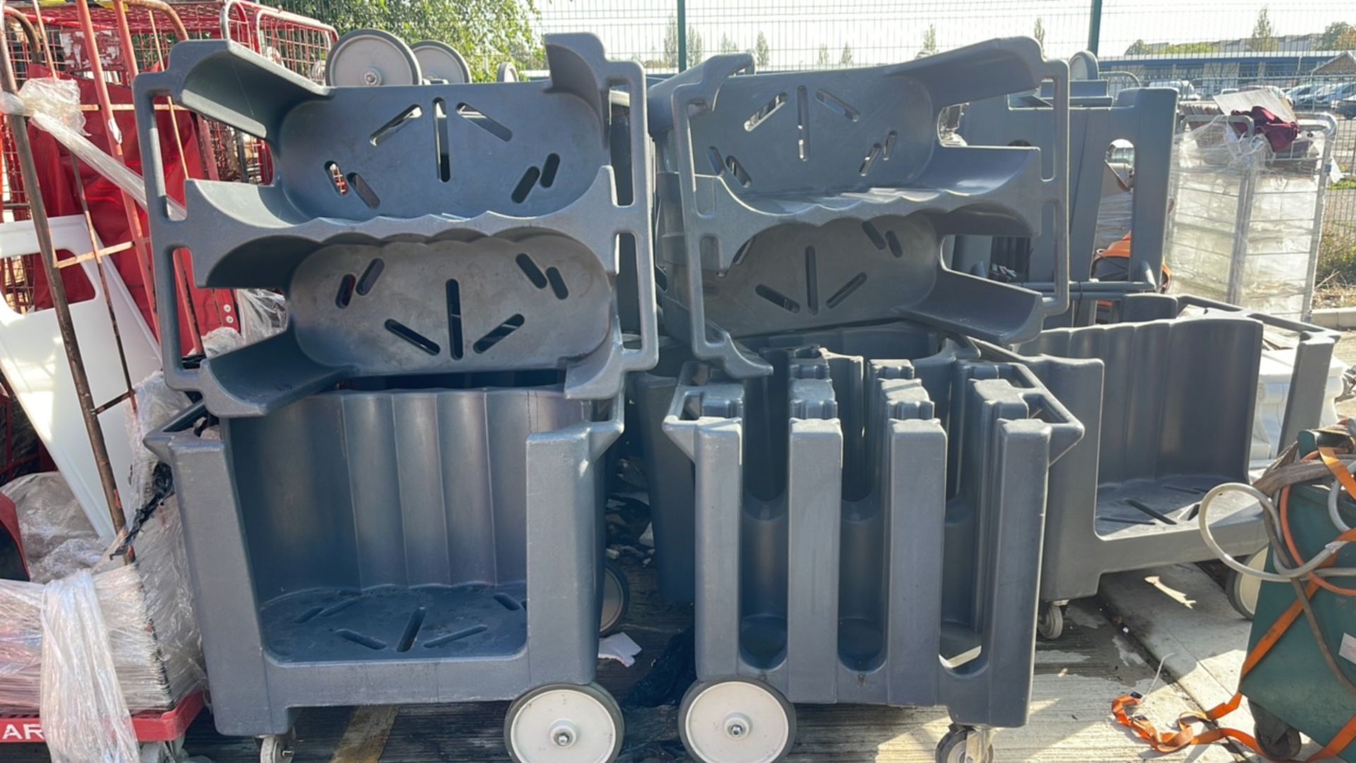 Cambro Plastic Crockery Transporters x25