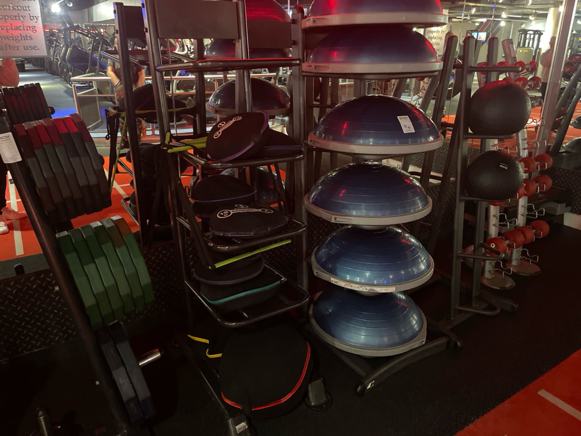 Assorted Hyperwear Sandbell Cushions & Stand