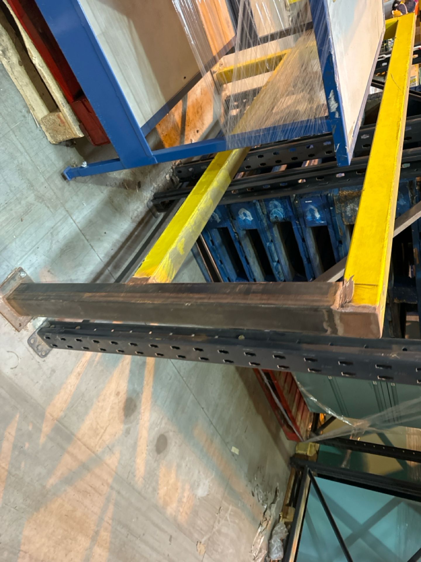 Run Of 36 Bays Of Back To Back Boltless Industrial Pallet Racking - Image 5 of 11