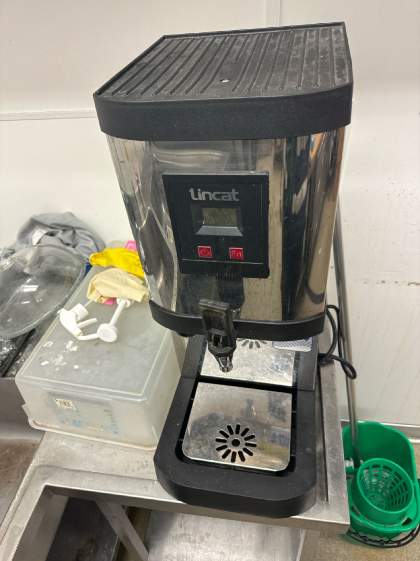 Lincat Filter Flow Hot Water Dispenser - Image 4 of 5