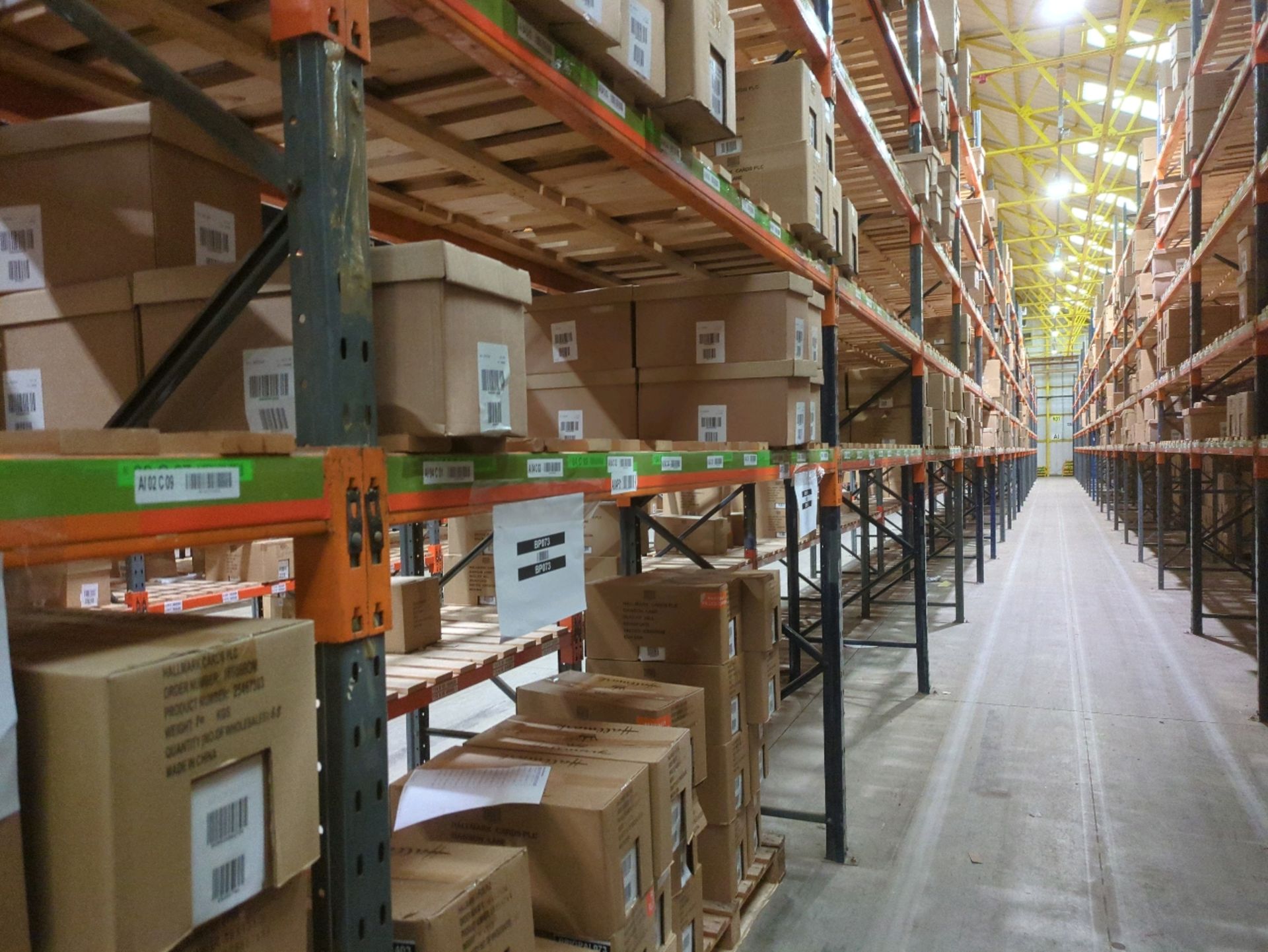 Run Of 44 Bays Of Back To Back Boltless Industrial Pallet Racking - Image 8 of 24