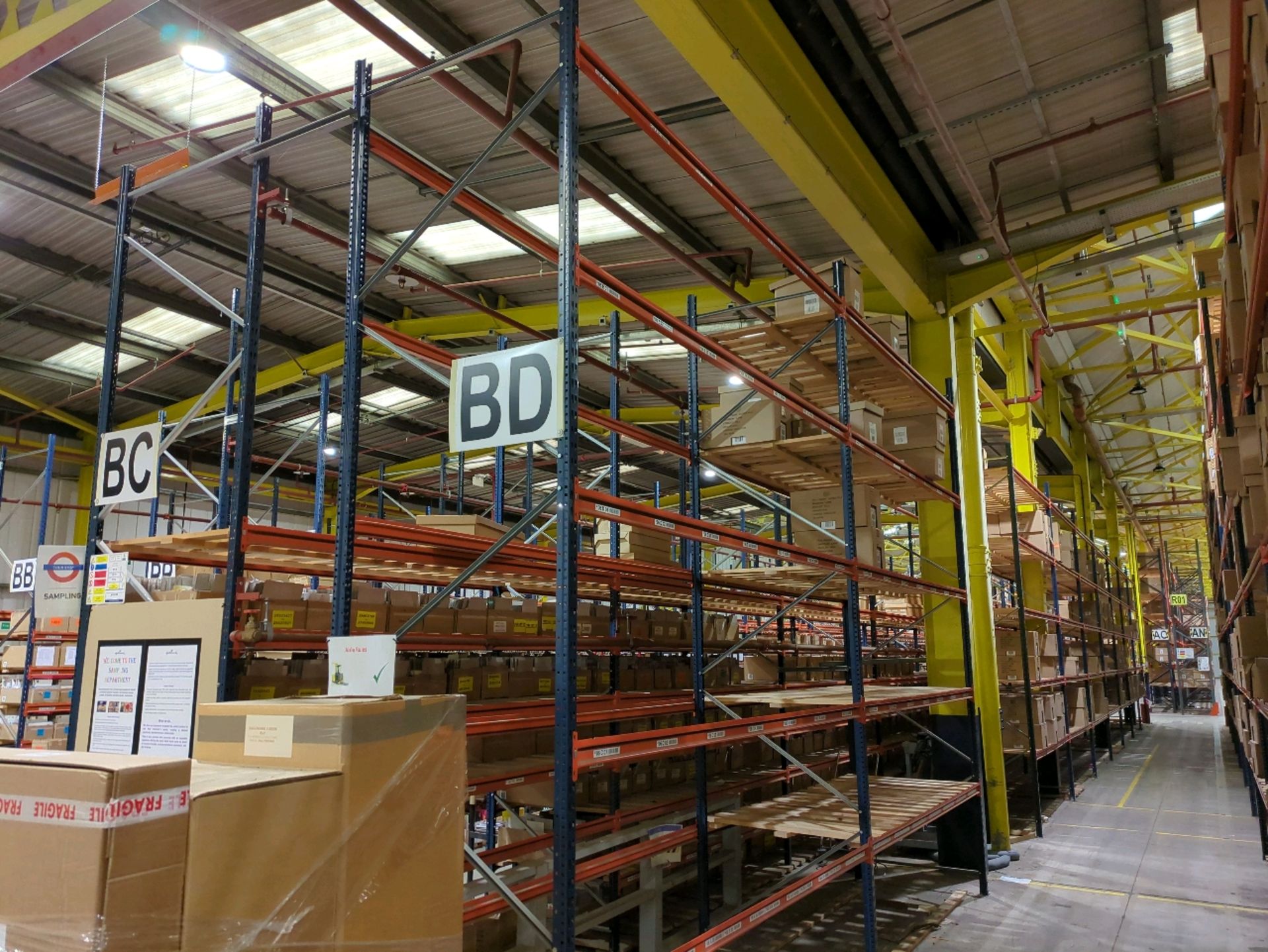 Run Of 9 Bays Of Boltless Industrial Pallet Racking