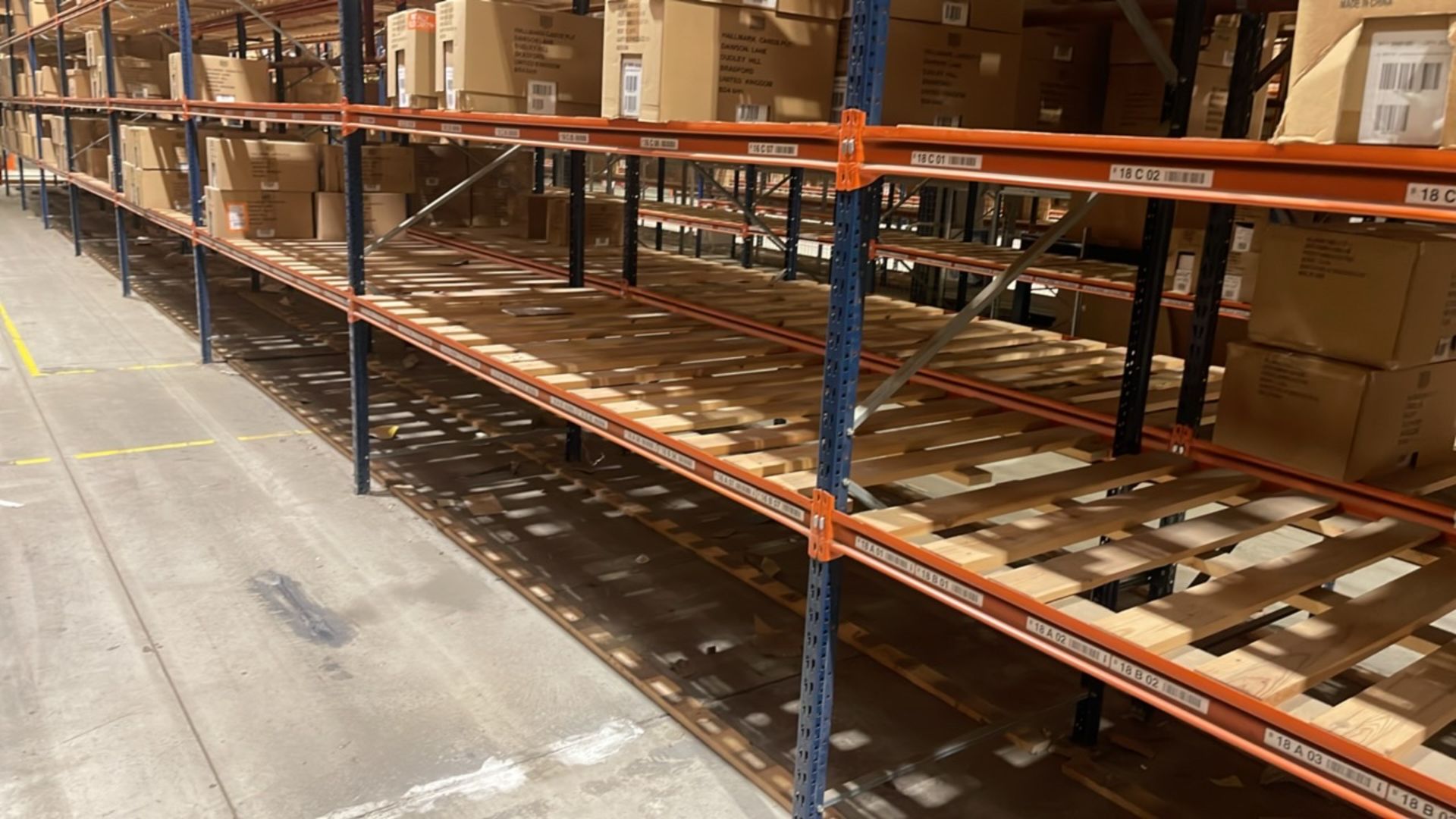 Run Of 24 Bays Of Back To Back Boltless Industrial Pallet Racking - Image 10 of 10