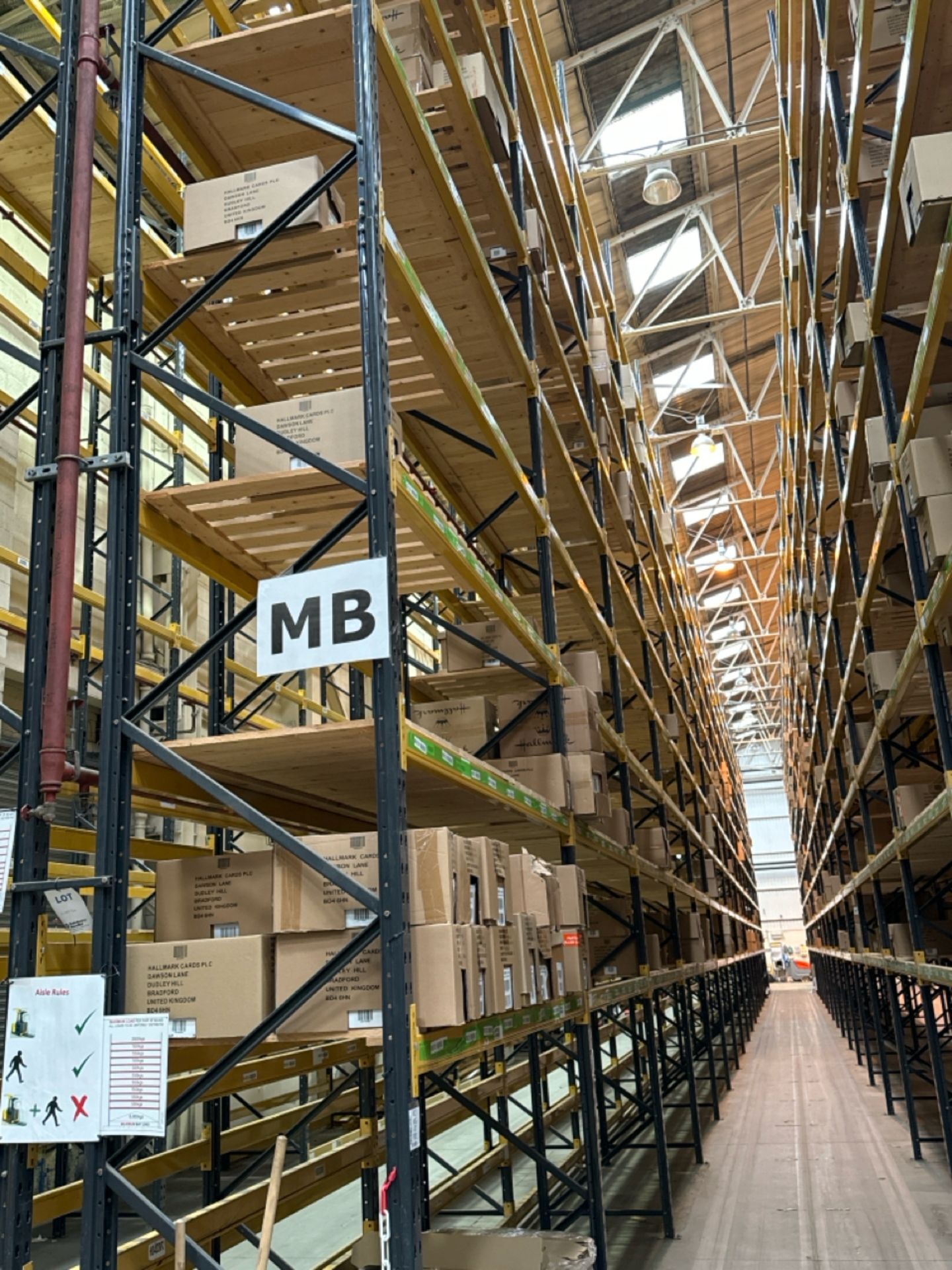 Run Of 18 Bays Of Boltless Industrial Pallet Racking - Bild 12 aus 15