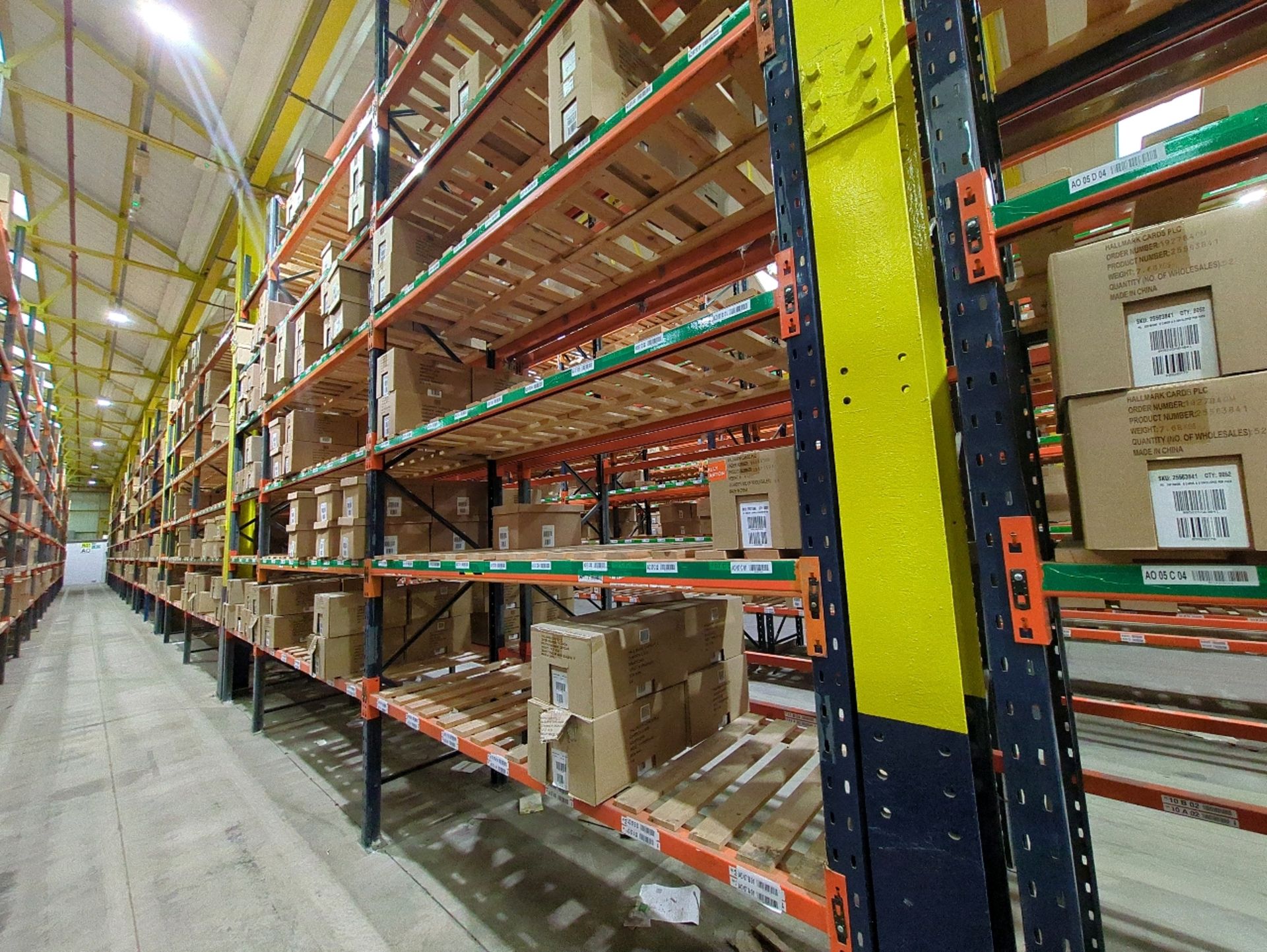 Run Of 43 Bays Of Boltless Industrial Pallet Racking - Image 8 of 21