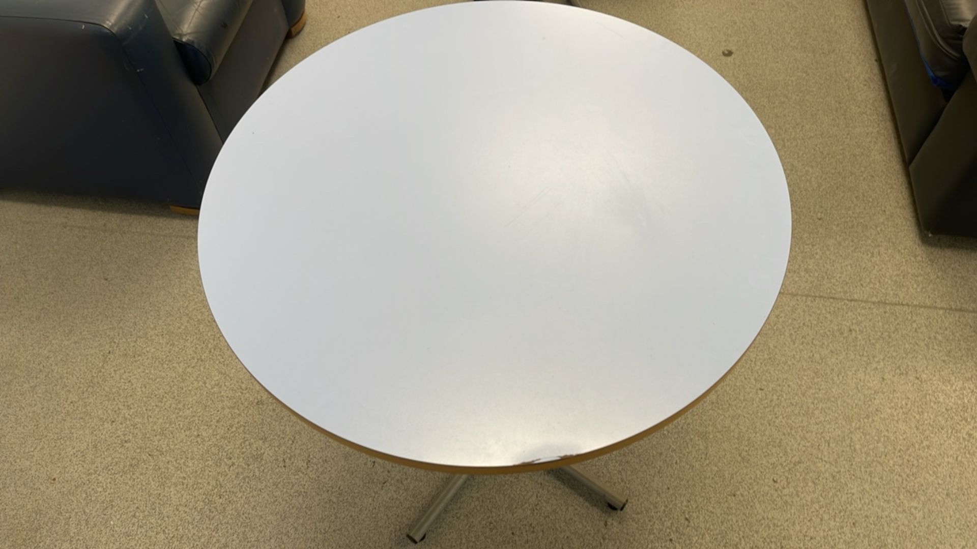 Circular Tables x4 - Image 3 of 5